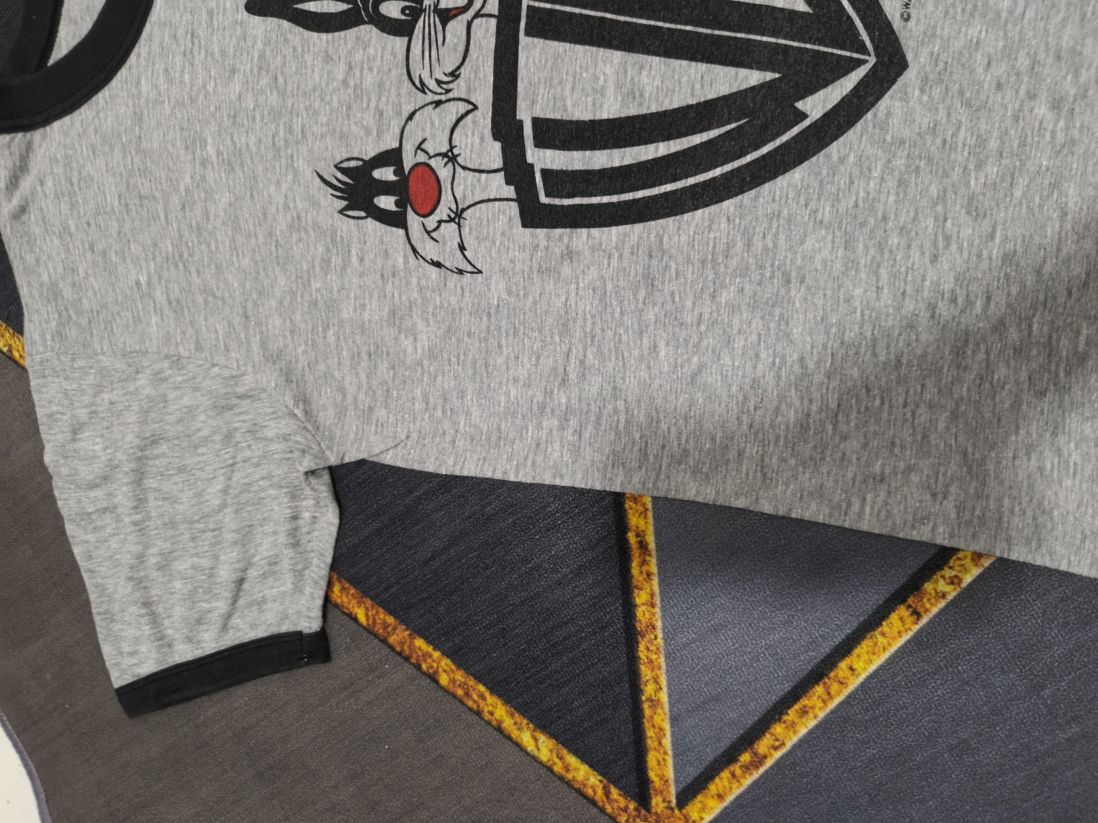 Other Vintage Warner Bros Looney Tunes Graphic Tee Size US M / EU 48-50 / 2 - 6 Thumbnail