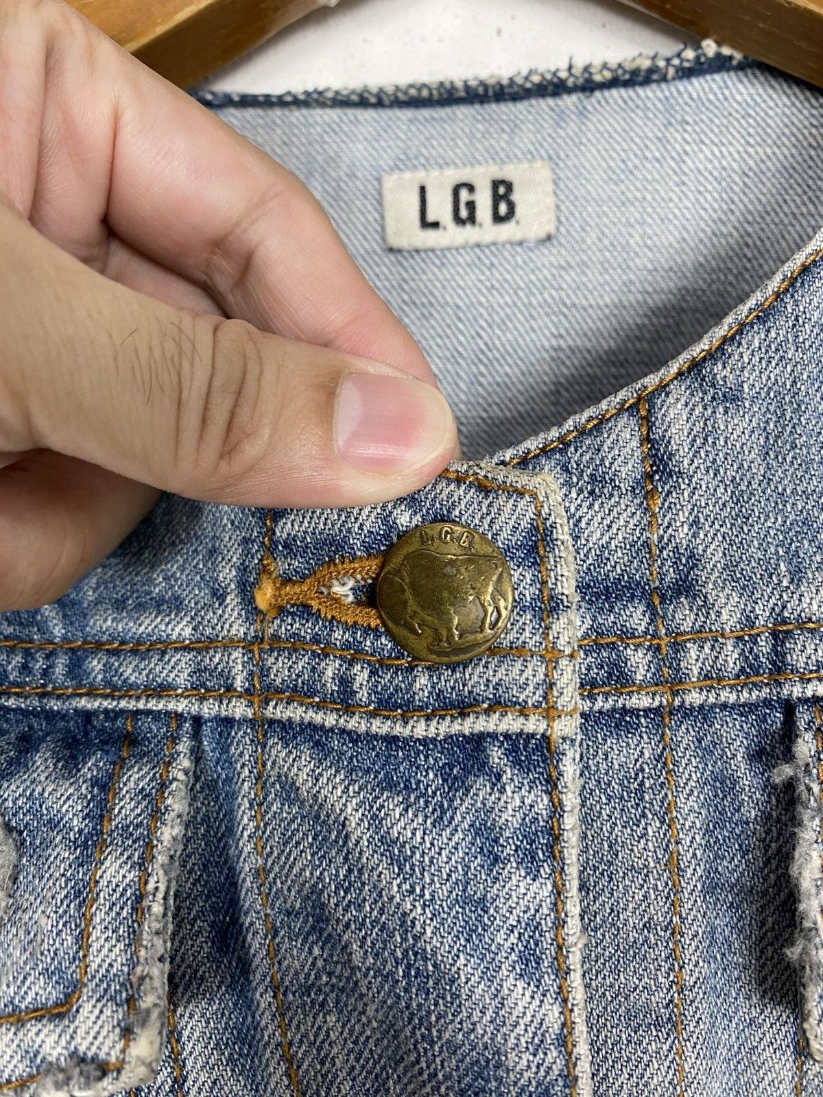 Le Grande Bleu (L.G.B.) Le Grand Bleu (LGB) Bleach Distressed Denim Jacket in Japan Size XS / US 0-2 / IT 36-38 - 11 Thumbnail