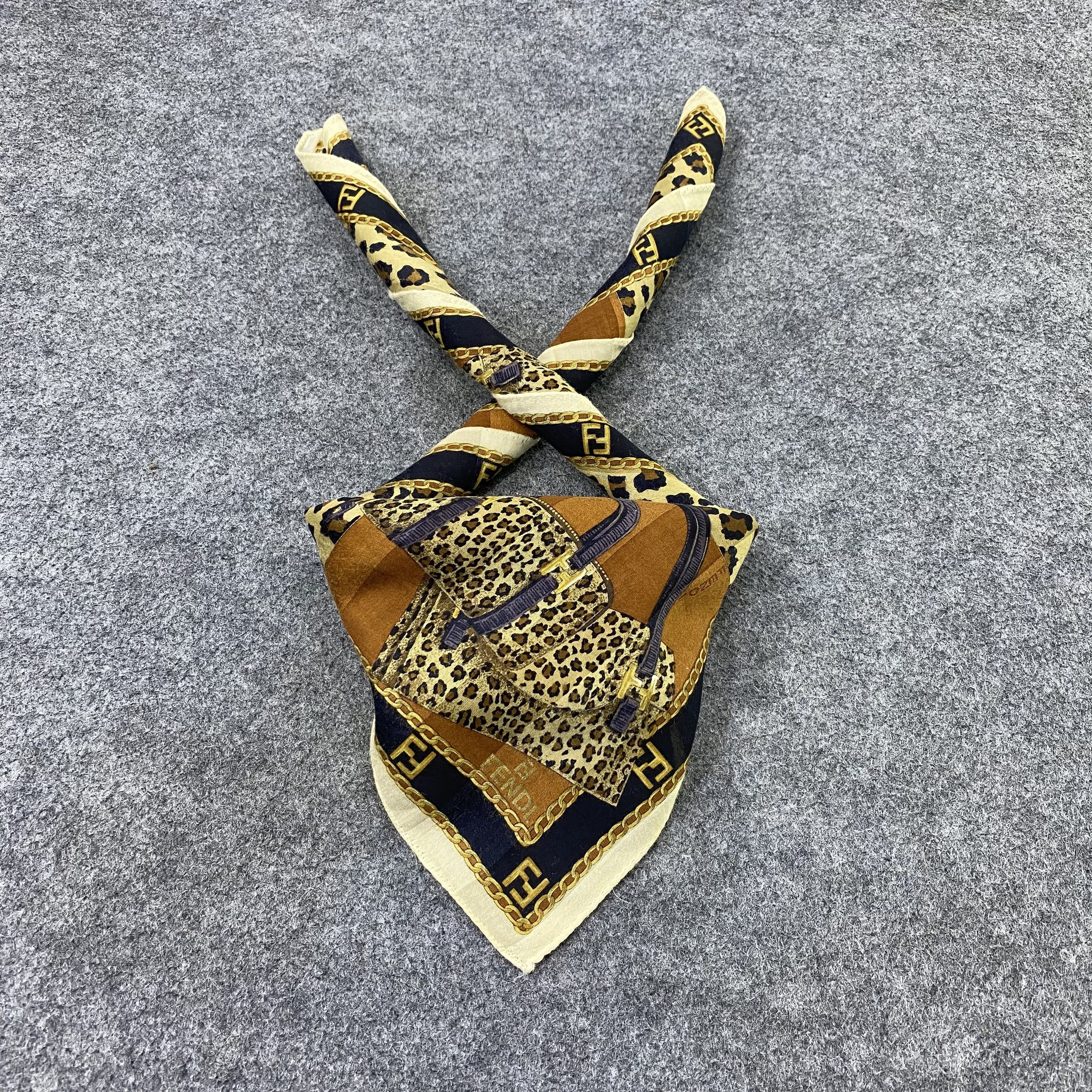 Fendi Fendi Handkerchief Neckerchief Bandana-B2065 Size ONE SIZE - 2 Thumbnail
