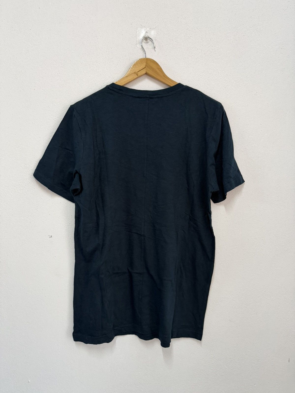 Uniqlo X undercover t-shirt