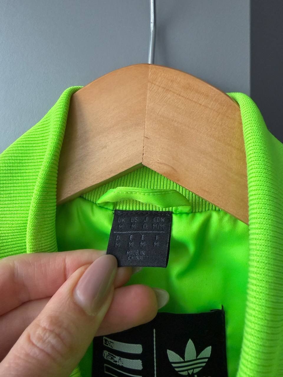 Adidas × Pharrell Pharrell Williams x Adidas Toxic Green Jacket Size US M / EU 48-50 / 2 - 4 Thumbnail