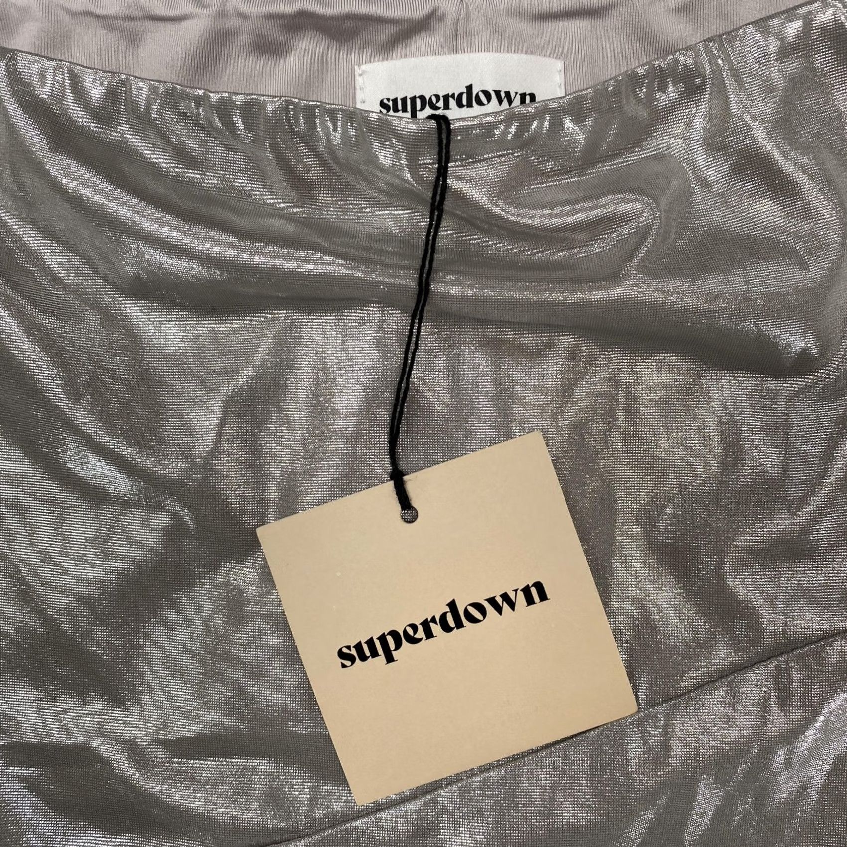 superdown VINTAGE Superdown Maxi Skirt Womens M Silver Metallic Satin Party Holiday Revolve Size 32" / US 10 / IT 46 - 4 Thumbnail