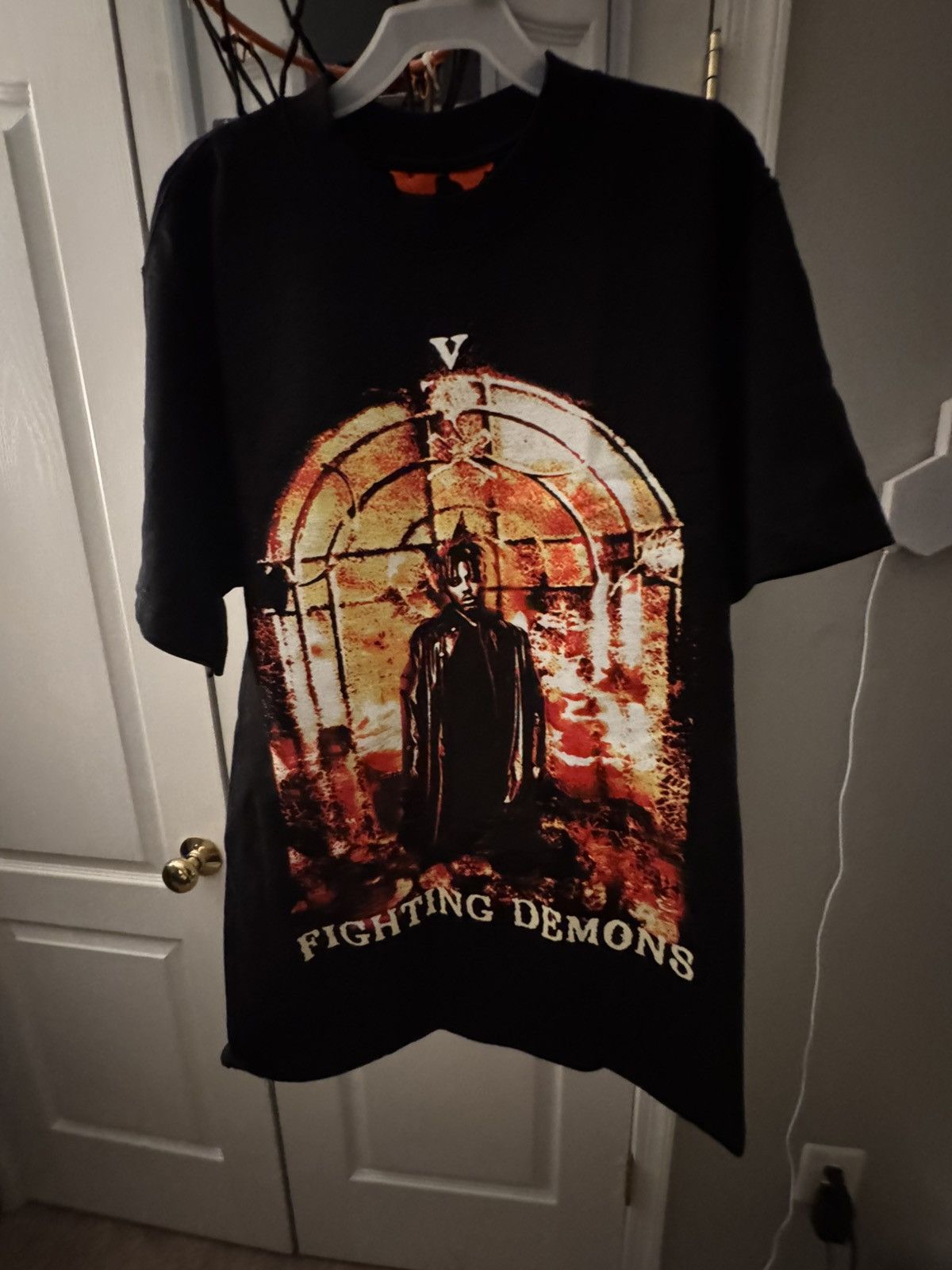 Vlone Vlone “Fighting Demons” Tee Size US M / EU 48-50 / 2 - 1 Thumbnail
