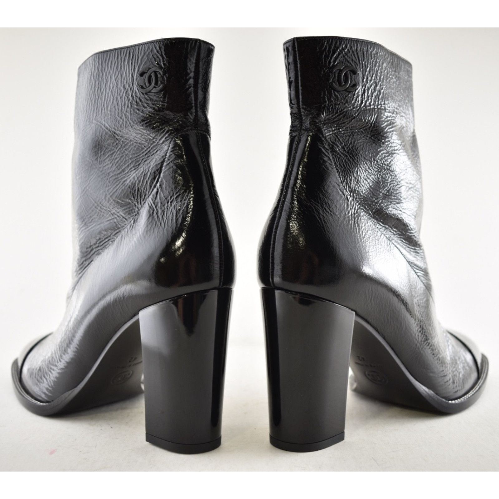 Chanel Chanel 24B Black Patent CC Logo Ankle Block Heel Bootie 42 Size US 11 / IT 41 - 16 Thumbnail