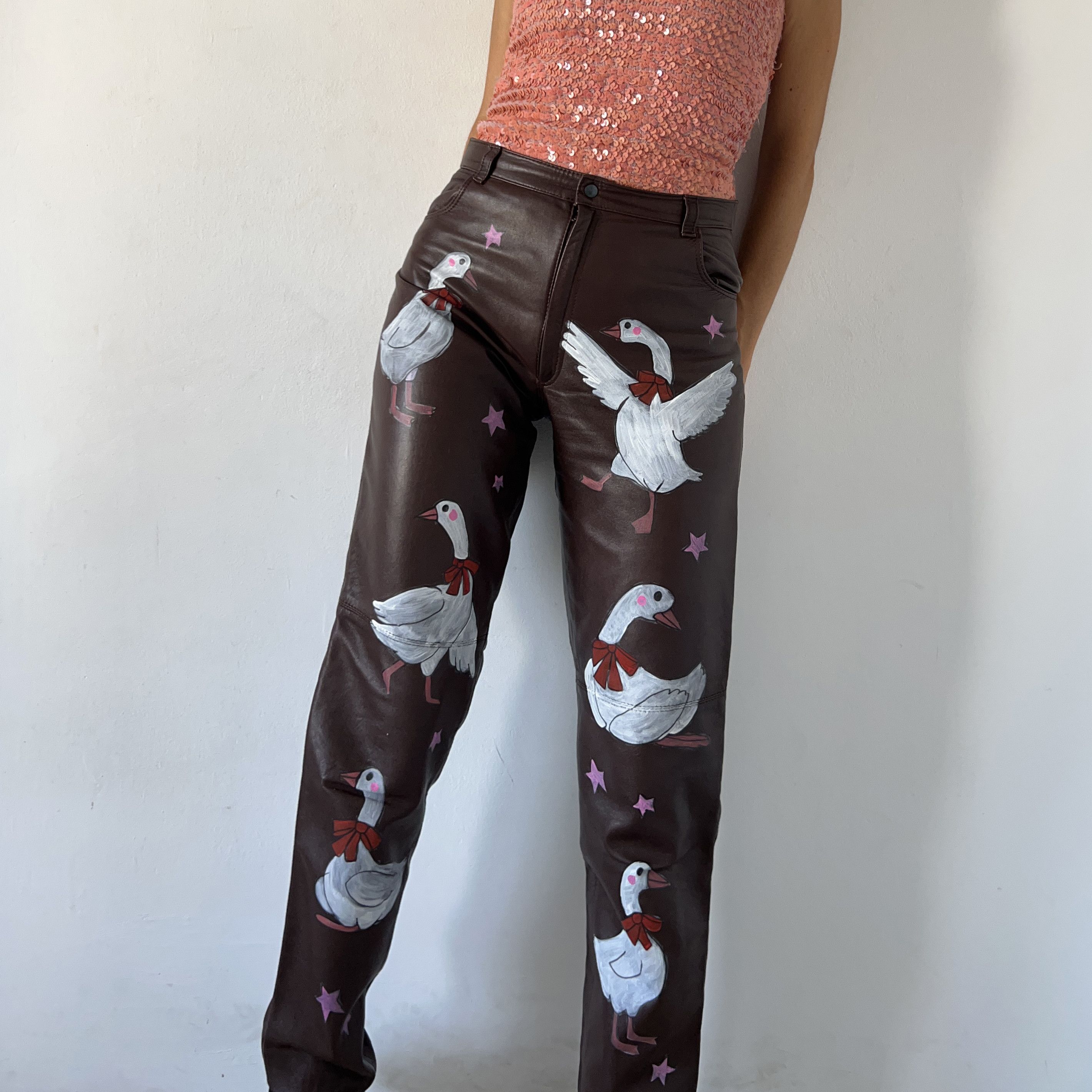 Custommade Hand-Painted Vintage Leather Trousers: Silly Goose Size 27" / US 4 / IT 40 - 3 Thumbnail
