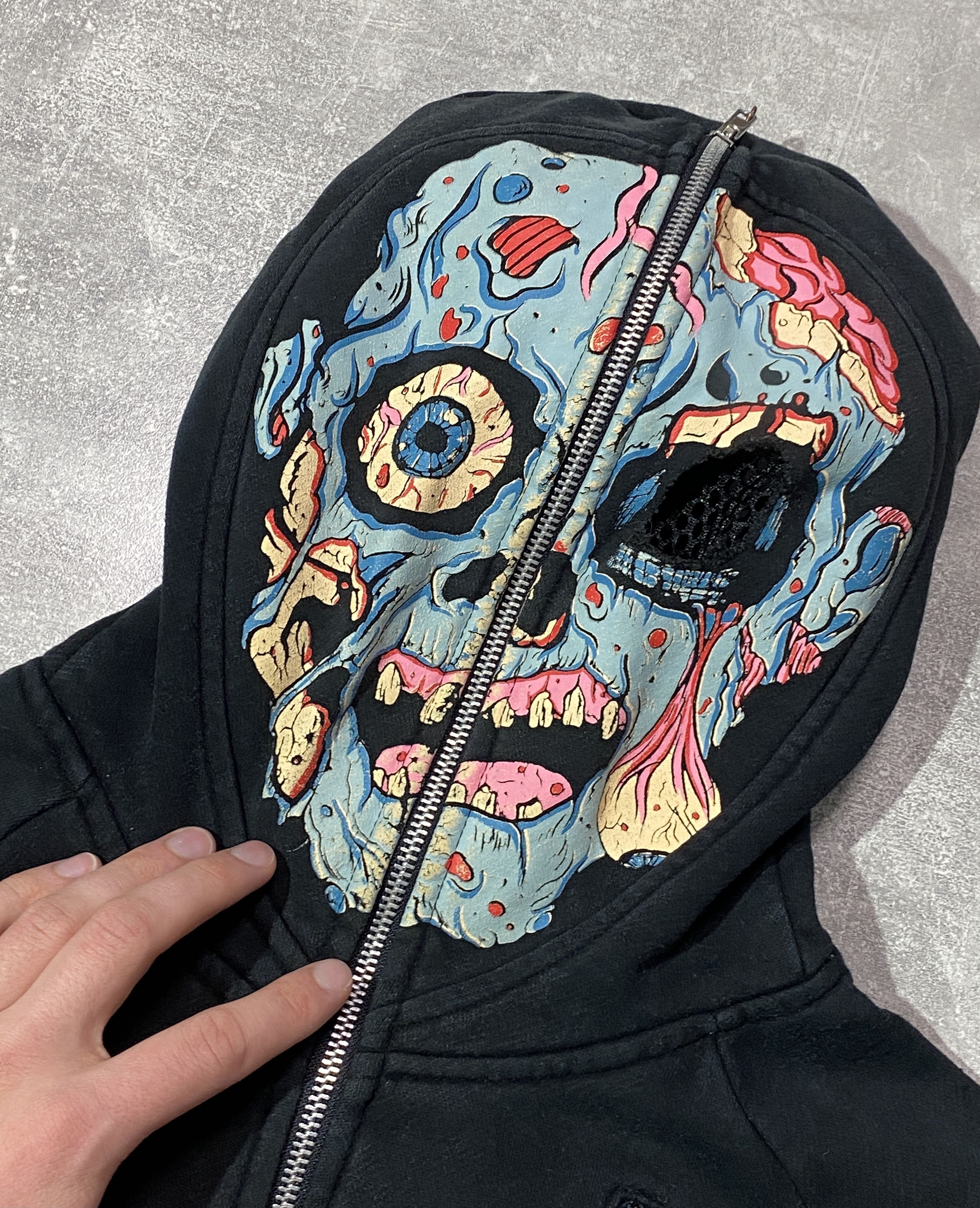 Japanese Brand Vintage Y2K Death Zombie Full Zip HOodie Size US M / EU 48-50 / 2 - 6 Thumbnail