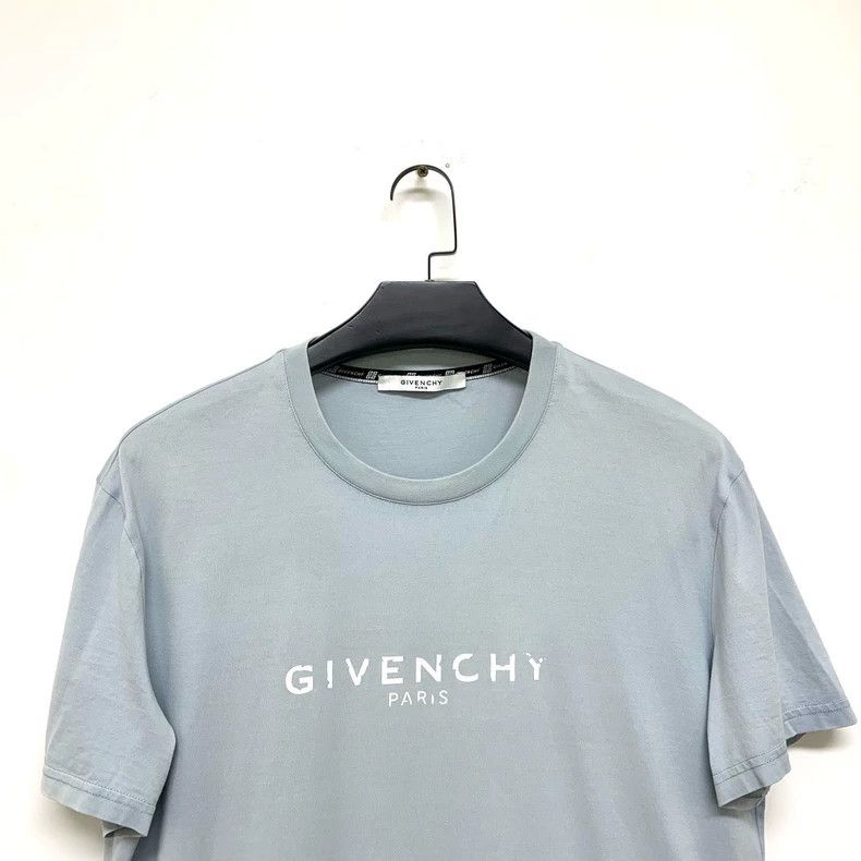 Givenchy Givenchy Mist Blue Short-Sleeve T-Shirt Size US XXL / EU 58 / 5 - 2 Thumbnail
