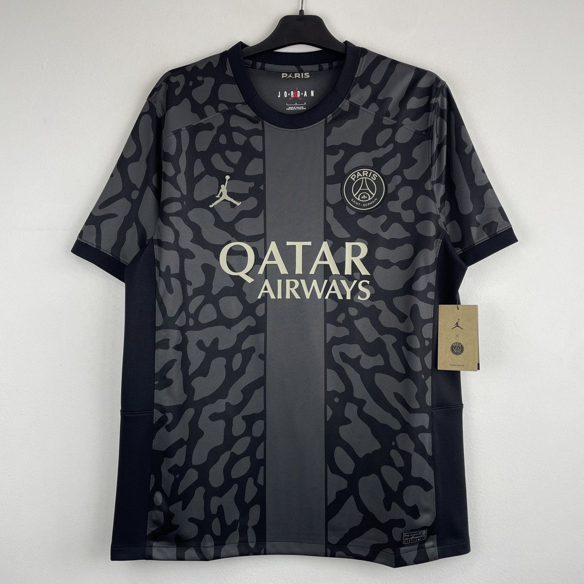 Jordan Brand Paris Saint-Germain x Jordan Third Jersey PSG 2023/2024 sz L Size US L / EU 52-54 / 3 - 1 Thumbnail