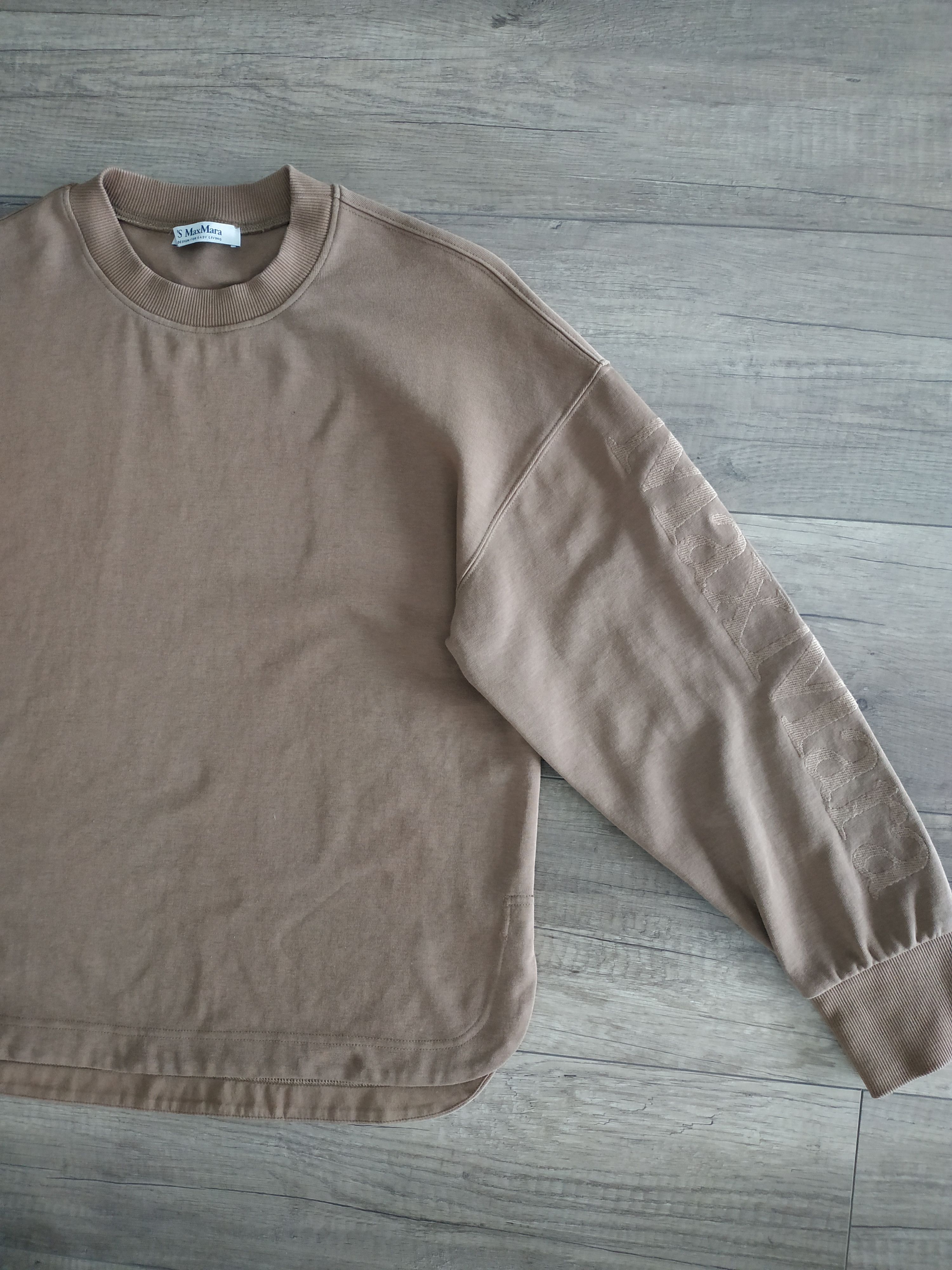 Max Mara Max Mara Women's Sleeve Logo Sweatshirt/Pullover, MEDIUM Size M / US 6-8 / IT 42-44 - 1 Thumbnail