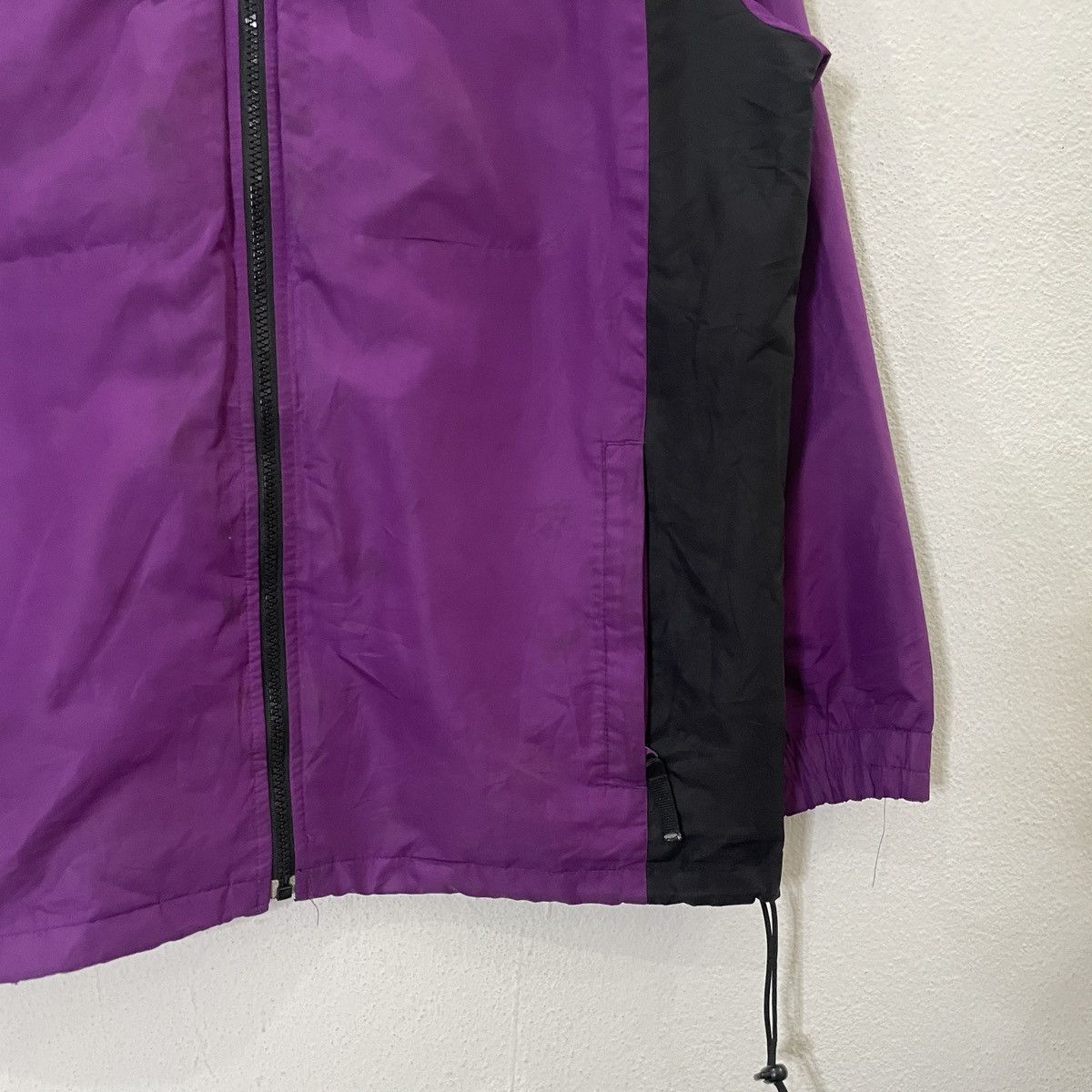 Nike Vintage Nike Embroidery Small Logo Track Jacket Size US L / EU 52-54 / 3 - 2 Thumbnail