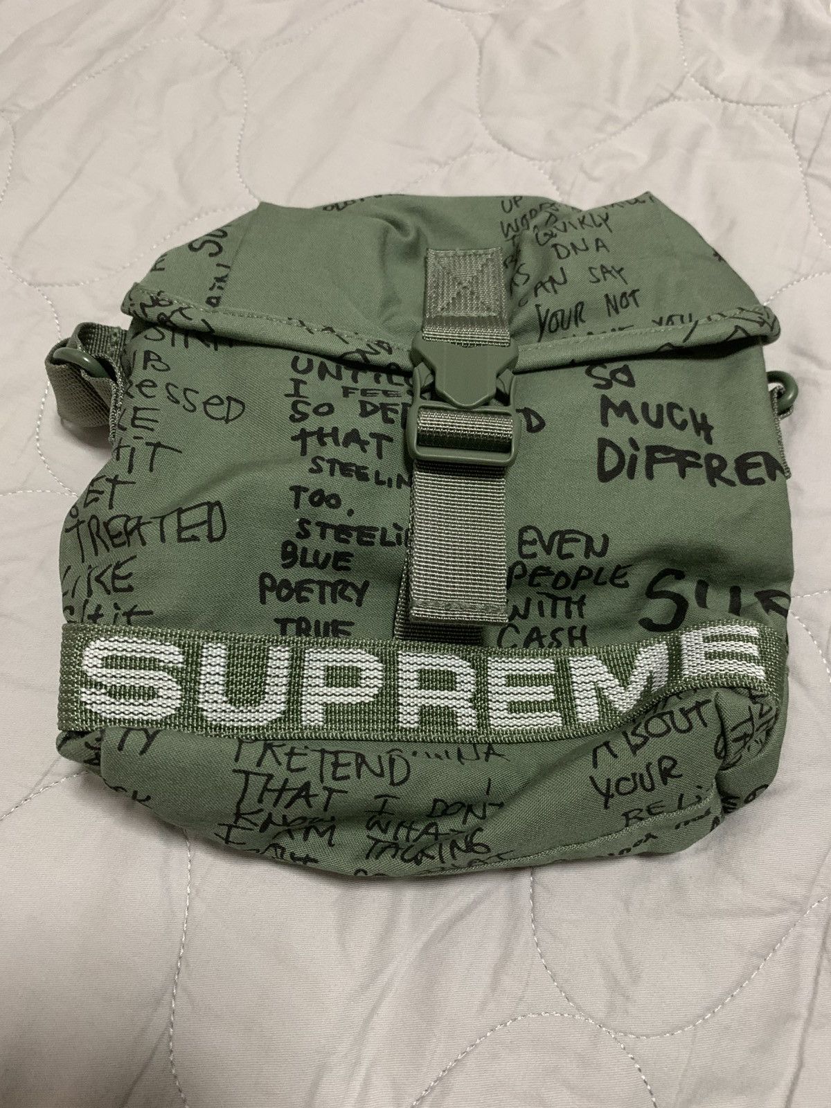 Supreme Supreme Field Side Bag “Olive Gonz” SS23 | Grailed