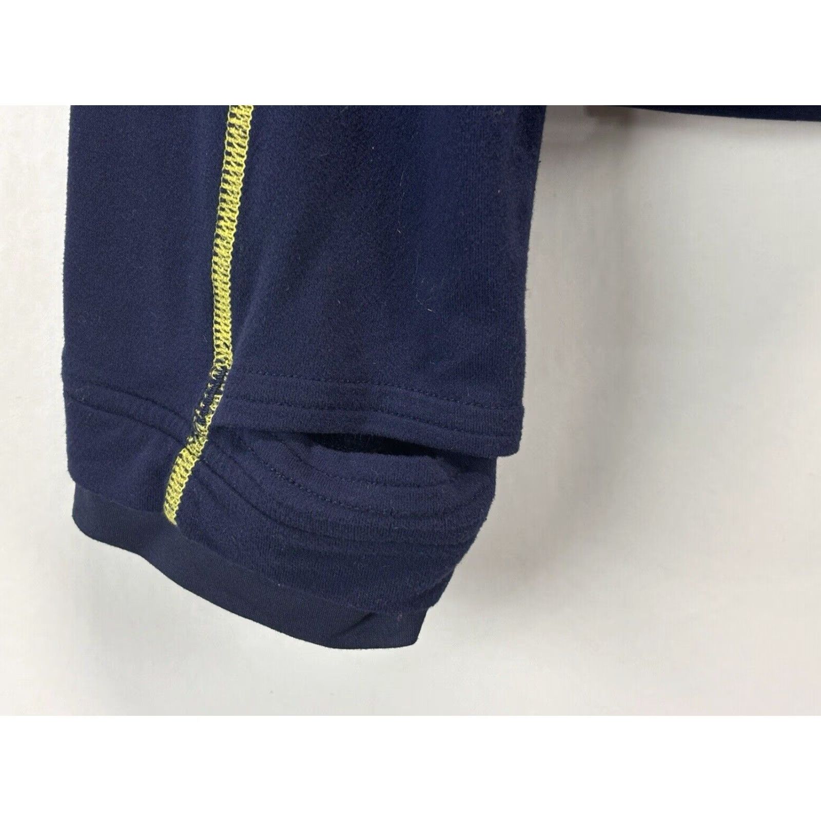 Lululemon Lululemon Long Sleeve Athletic Pullover Shirt Mens Large Navy Blue Lightweight Size US L / EU 52-54 / 3 - 5 Thumbnail