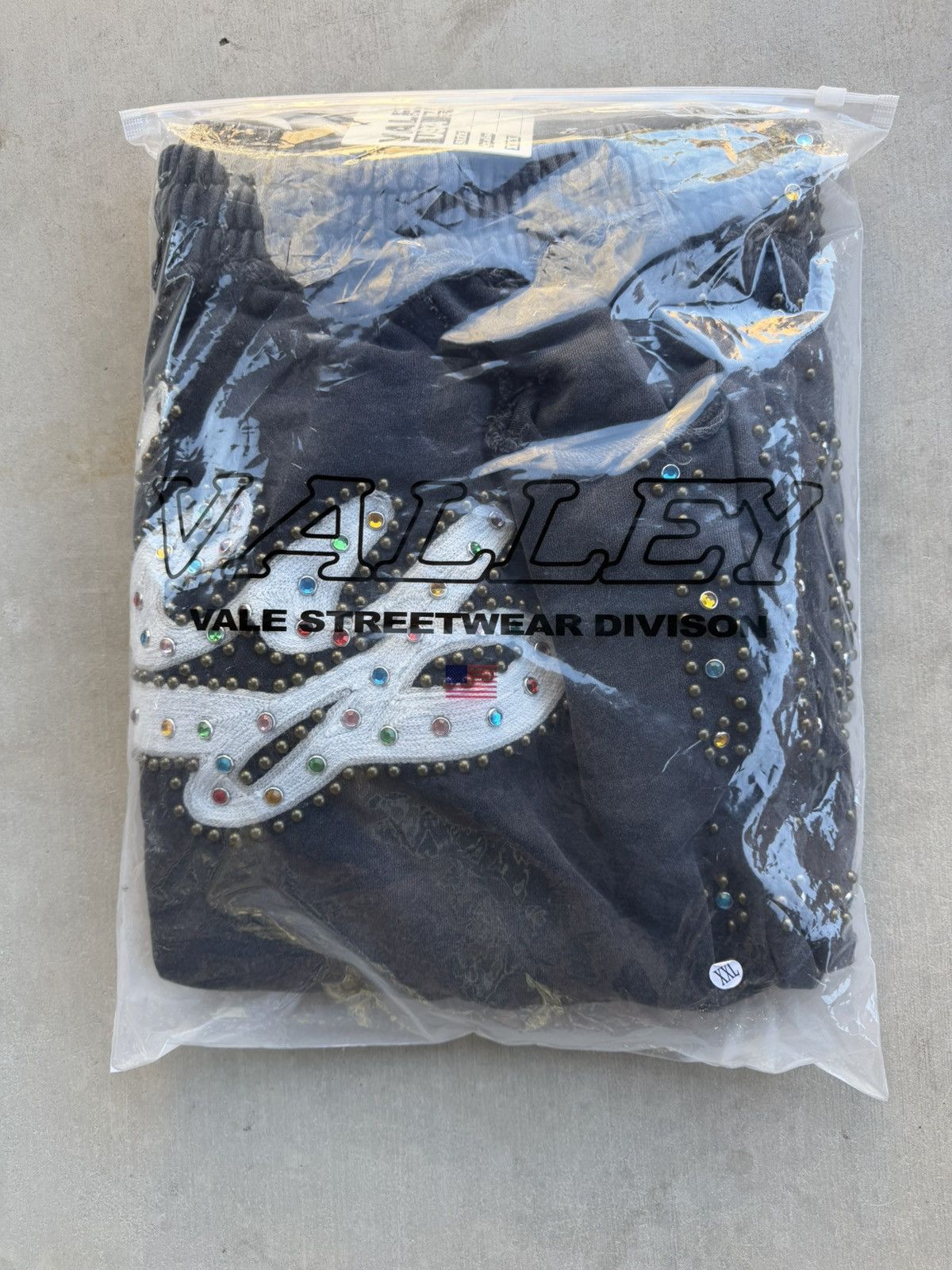 Vale Vale Skittle Rhinestone Sweatpants – Black Size XXL New Size US 38 / EU 54 - 7 Thumbnail