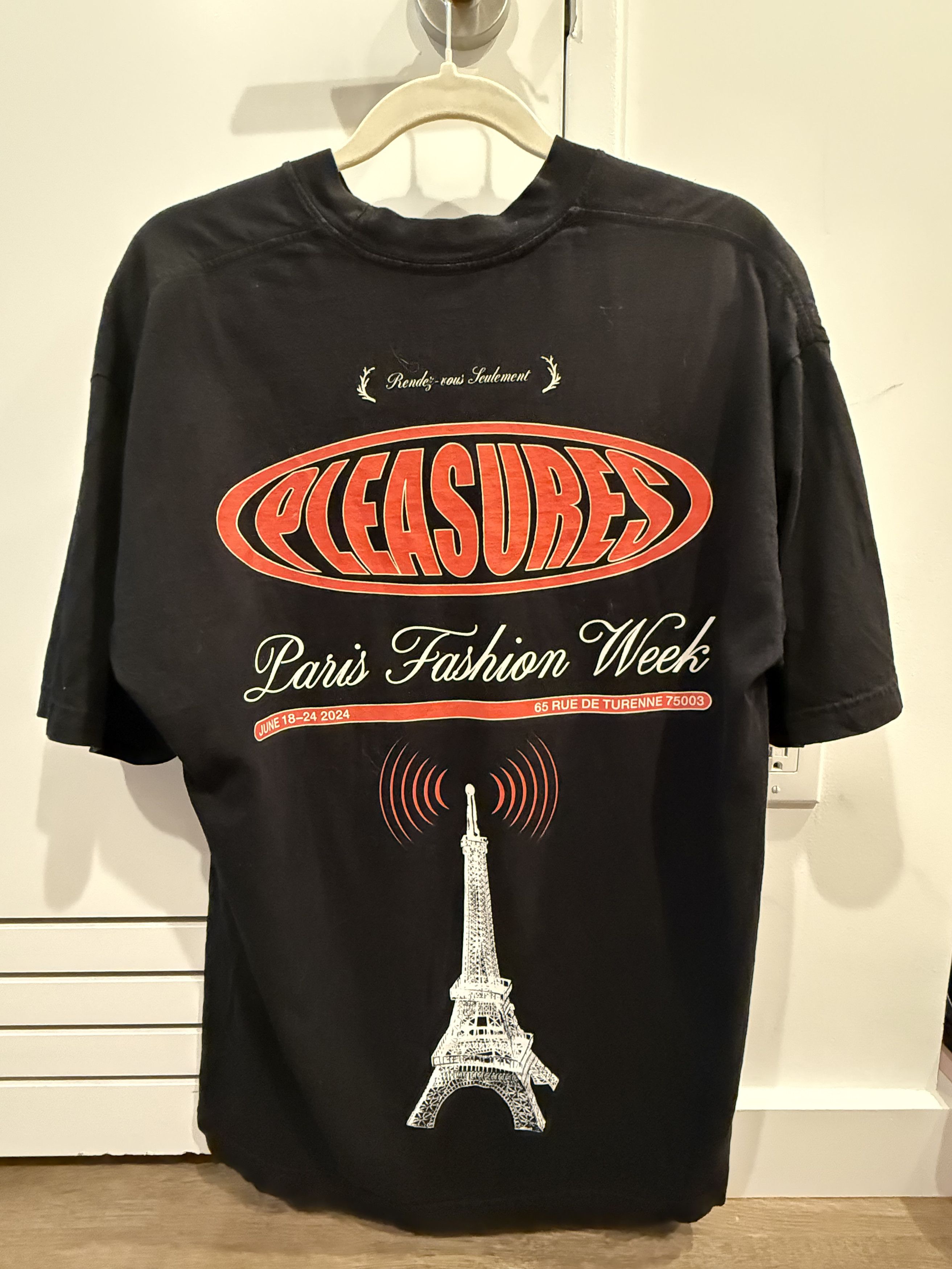 Pleasures Pleasures PFW edition Tee Size US L / EU 52-54 / 3 - 4 Thumbnail
