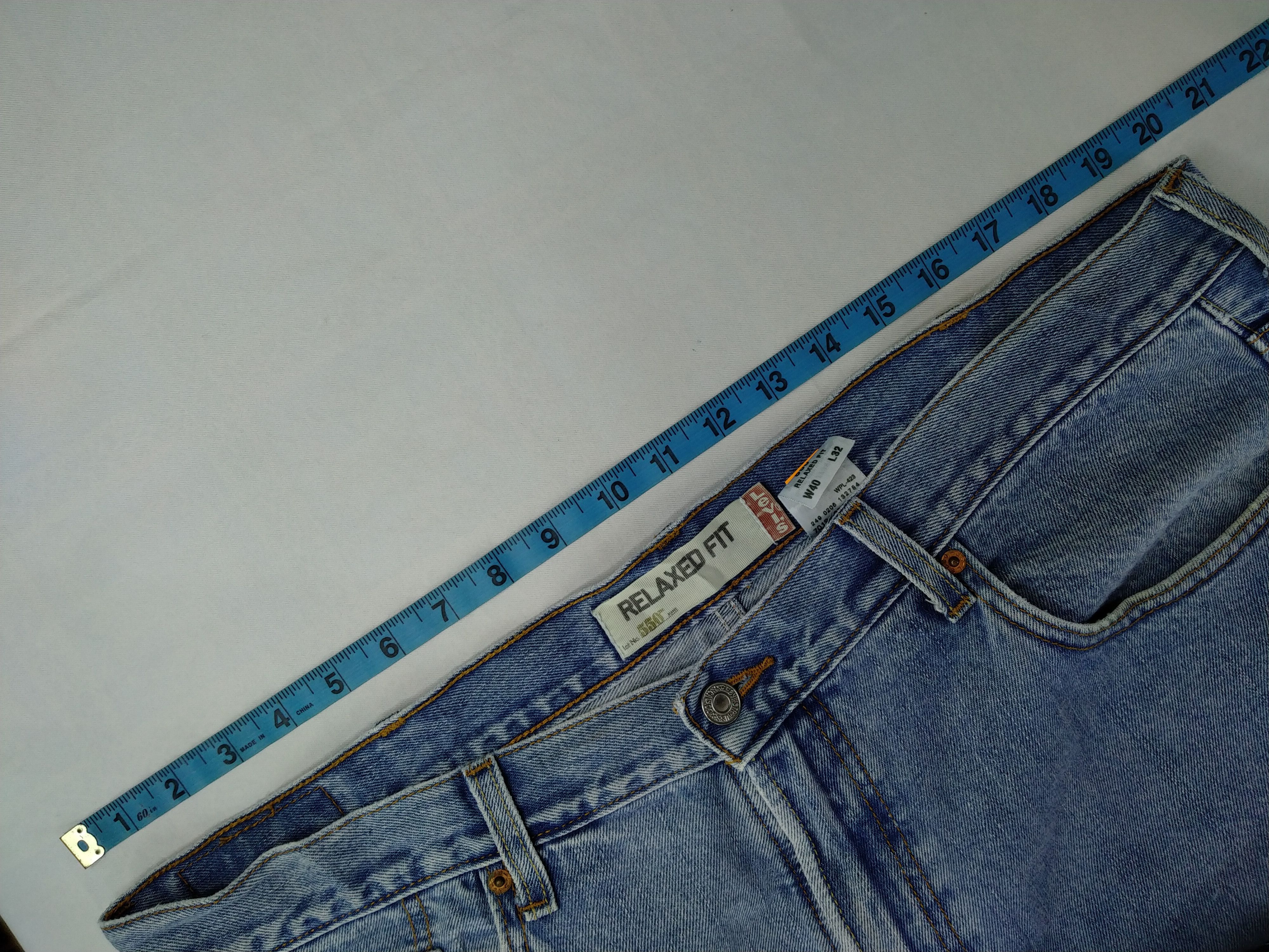 Levi's Light Wash Relaxed Fit Vintage Levi's 550 Denim -JN1040 Size US 40 / EU 56 - 5 Thumbnail