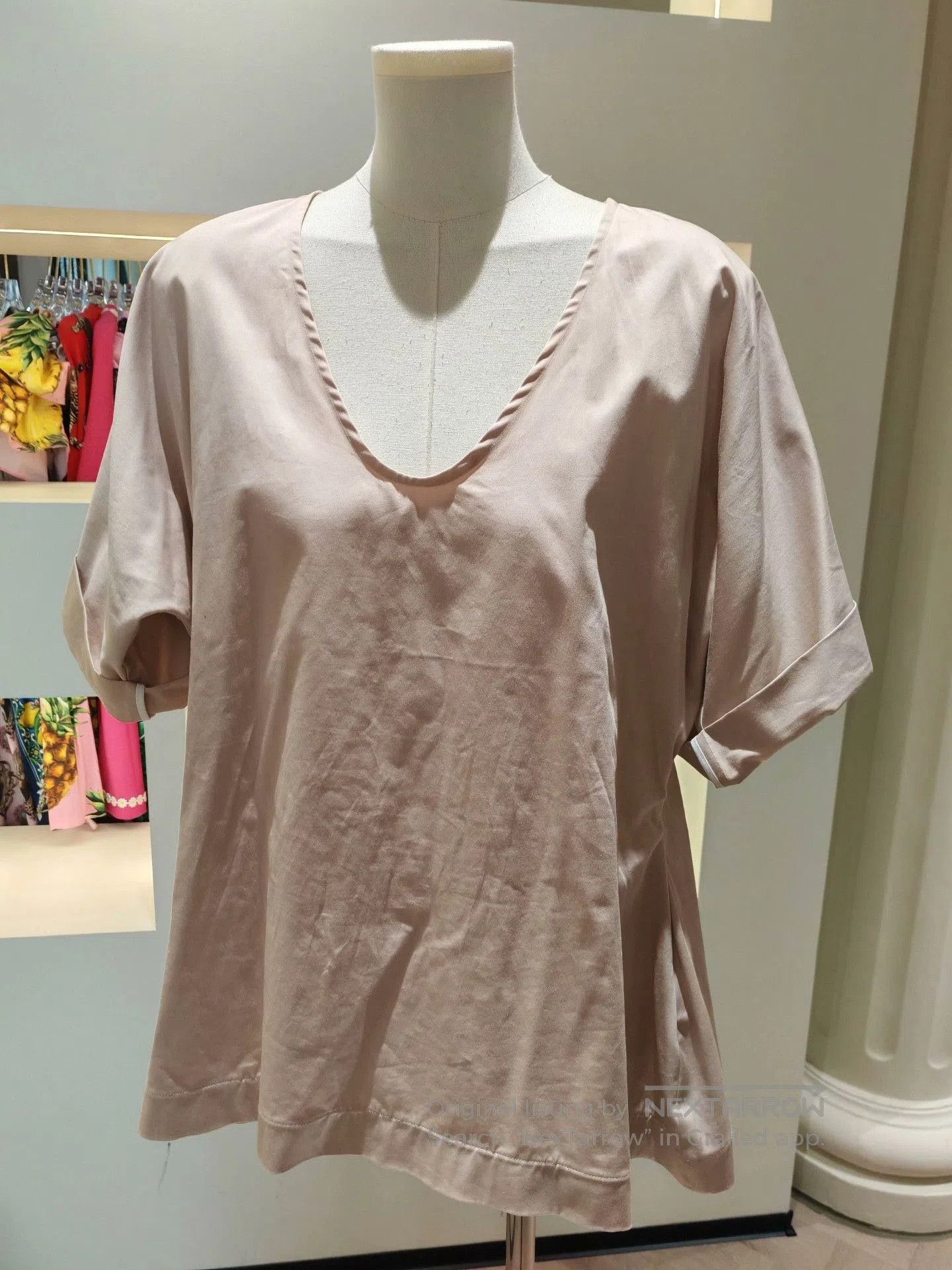 Maticevski MATICEVSKI Light Nude V-Neck Short-Sleeve Top. Size M / US 6-8 / IT 42-44 - 1 Thumbnail