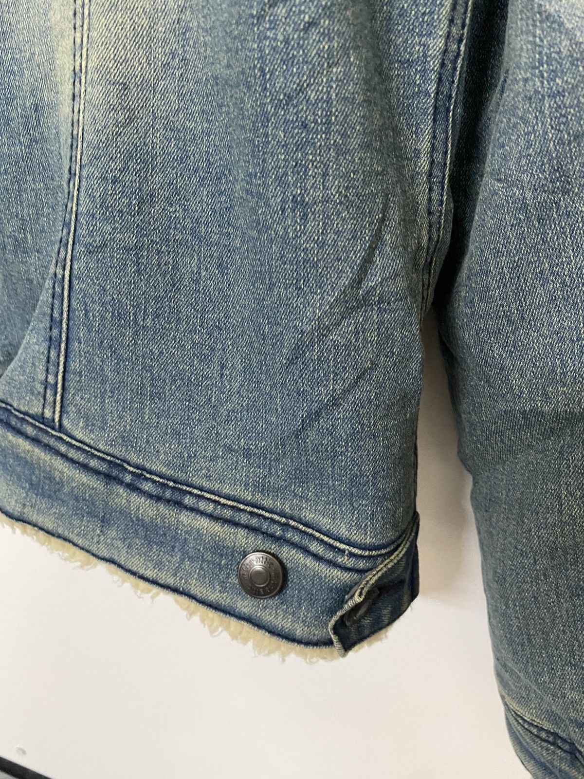 In The Attic Rare 2000s In The Attic Sherpa Denim Jacket Size US L / EU 52-54 / 3 - 11 Thumbnail