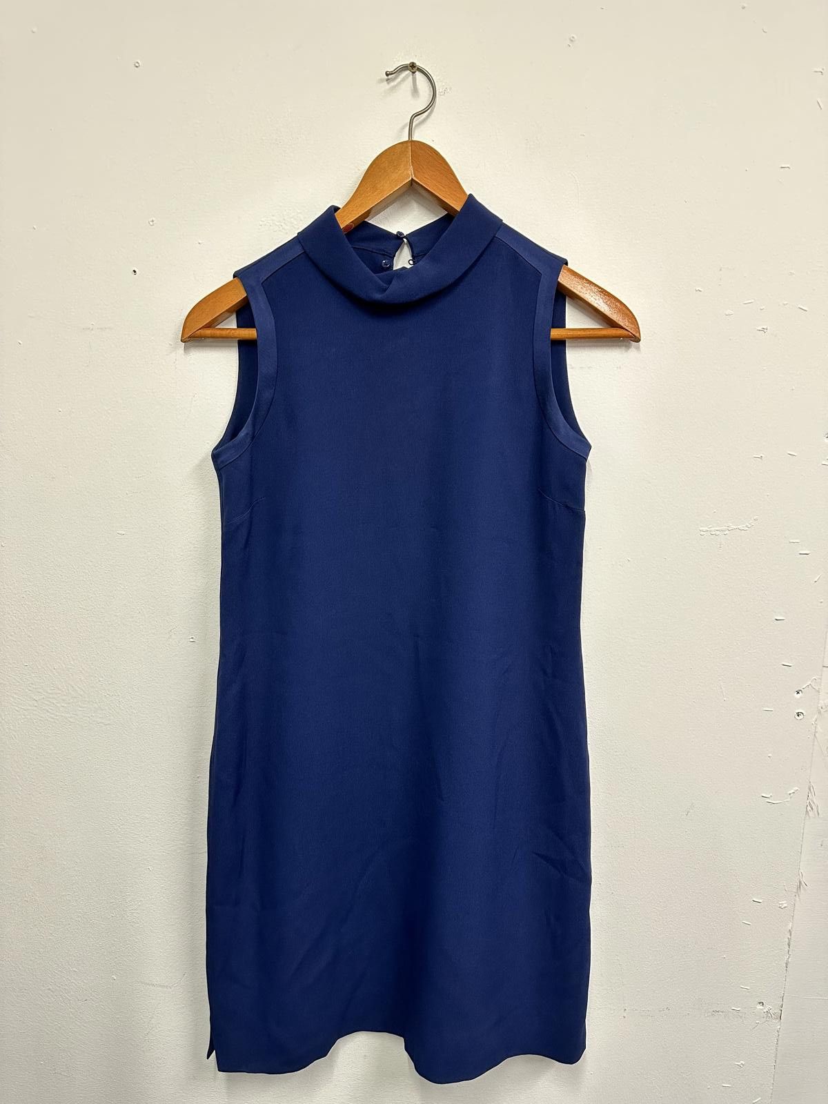 Massimo Dutti Massimo Dutti Sleeveless Navy Blue Dress with High Collar Size M / US 6-8 / IT 42-44 - 1 Thumbnail
