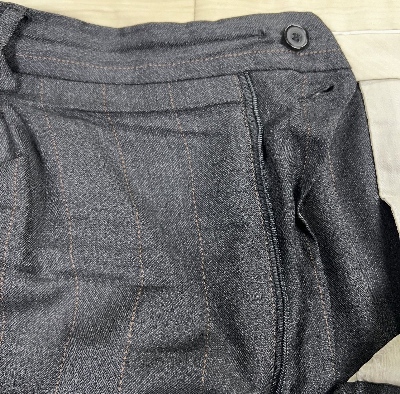Gianfranco Ferre Gianfranco Ferré Men’s 2-Piece Suit Charcoal Pinstripe Wool Size 46R - 15 Thumbnail