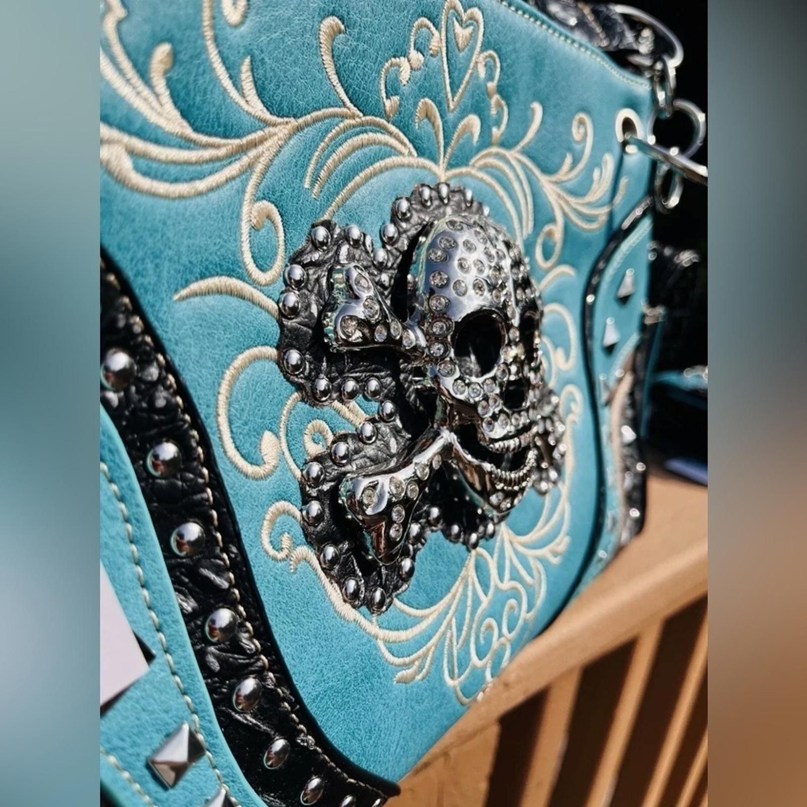 Designer Handmade Skull Leather Turquoise Shoulder Bag NWT Size ONE SIZE - 8 Thumbnail