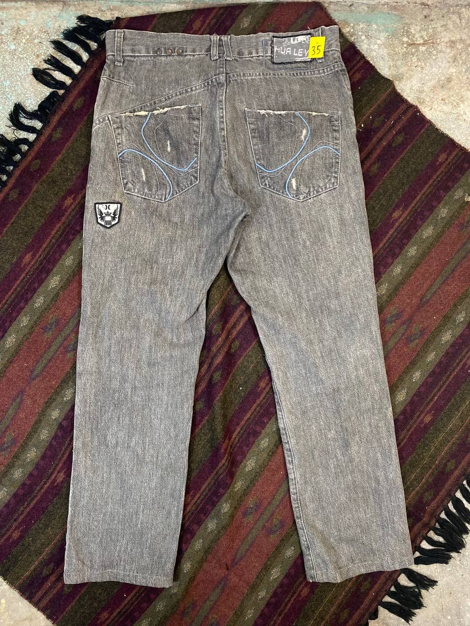Hurley hurley paint splatter denim distressed design Size US 33 - 1 Thumbnail