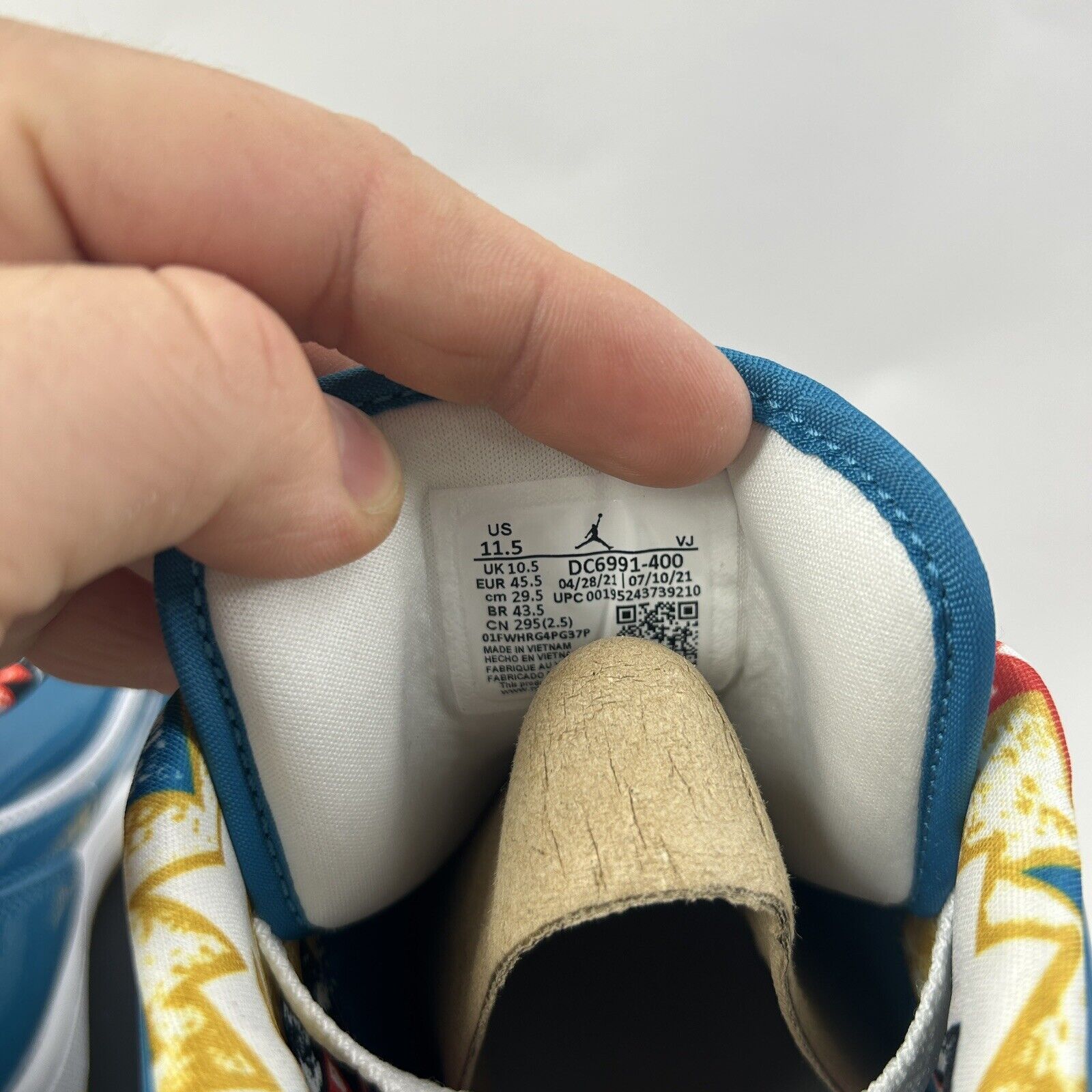 Nike Nike Air Jordan 1 Retro Low SE “Barcelona/Cyber Teal” 2024 Size US 11.5 / EU 44-45 - 5 Thumbnail
