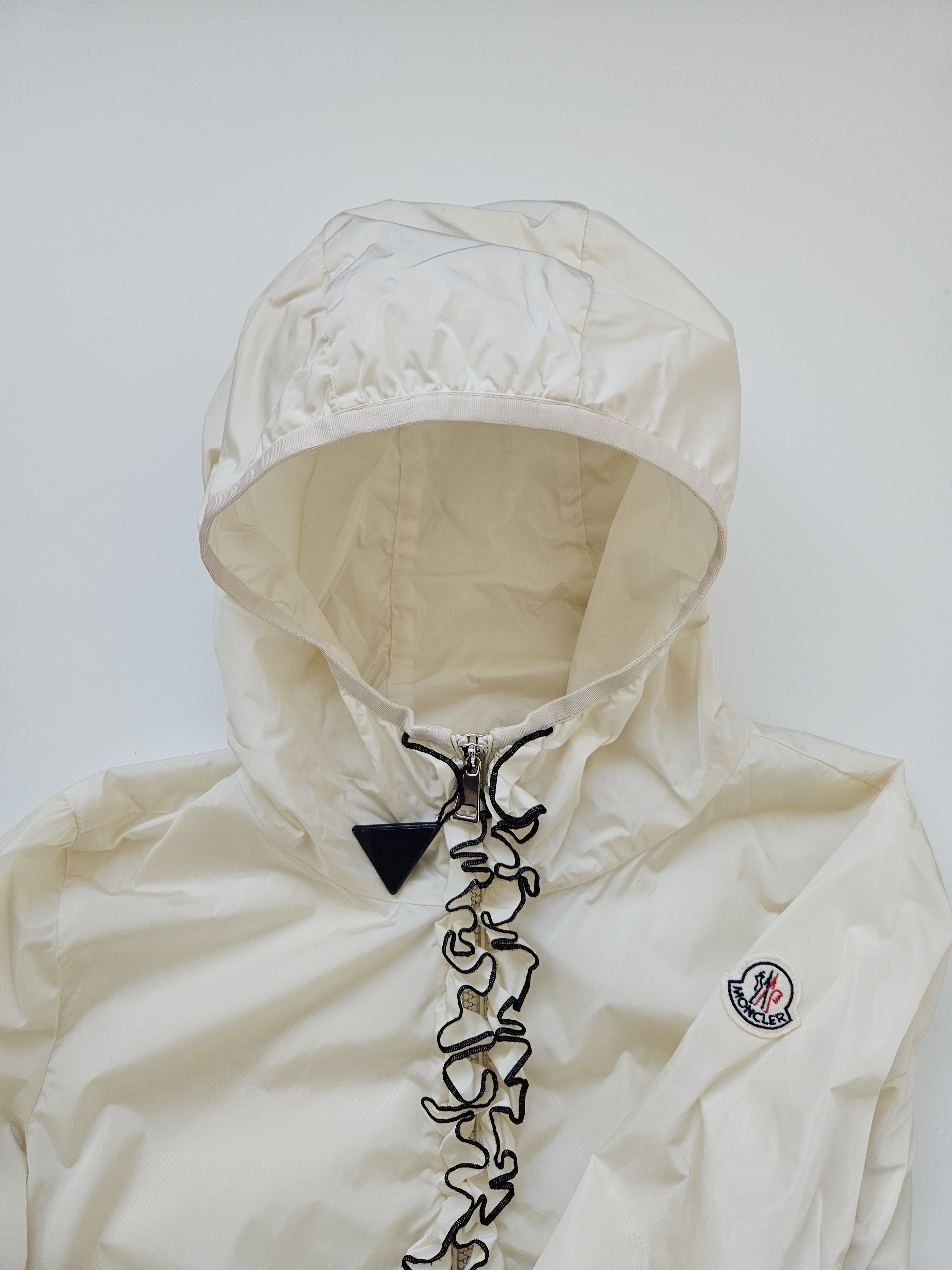 Moncler Moncler vivre giubbotto light jacket windbreaker Size XS / US 0-2 / IT 36-38 - 12 Thumbnail