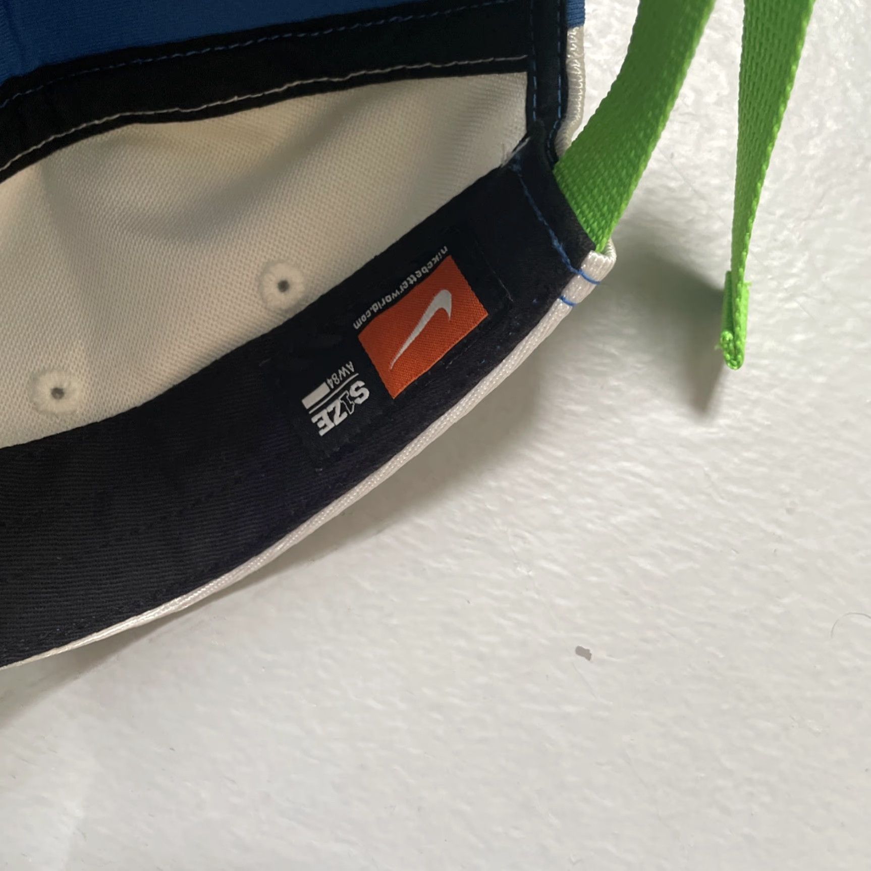 Nike Nike 2014 AW84 Air Huarache 5-Panel Running Training SAMPLE NWT Cap Hat Unisex Adults One Size Multicolor Size ONE SIZE - 7 Thumbnail