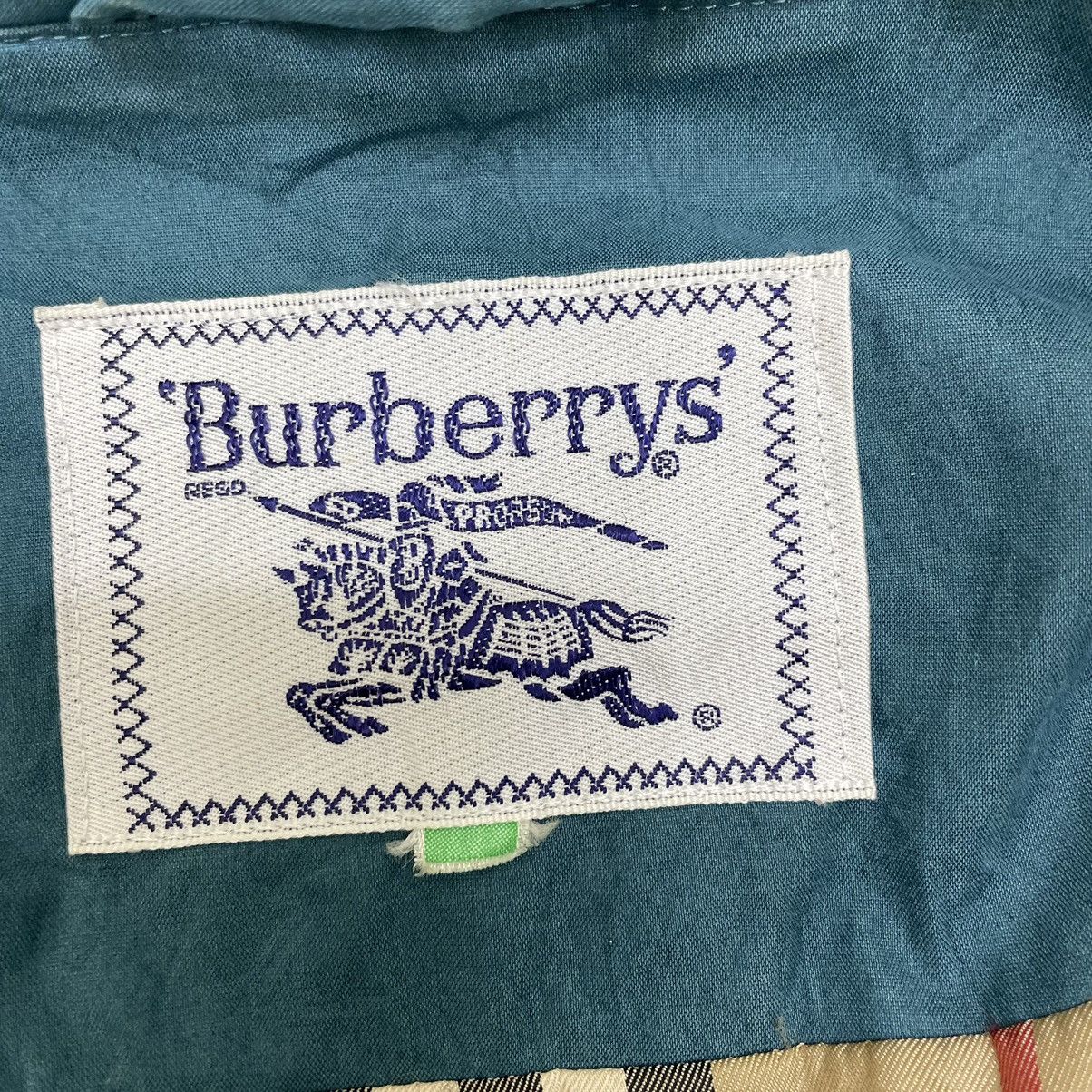 Burberry 🔥Vintage Burberrys Quilted Hooded Nova Check Jacket Size M / US 6-8 / IT 42-44 - 6 Thumbnail