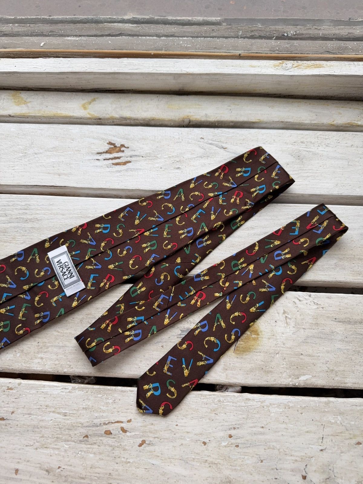 Versace Gianni Versace Silk Tie Brown Logo Print Colorful Letters Size ONE SIZE - 7 Thumbnail