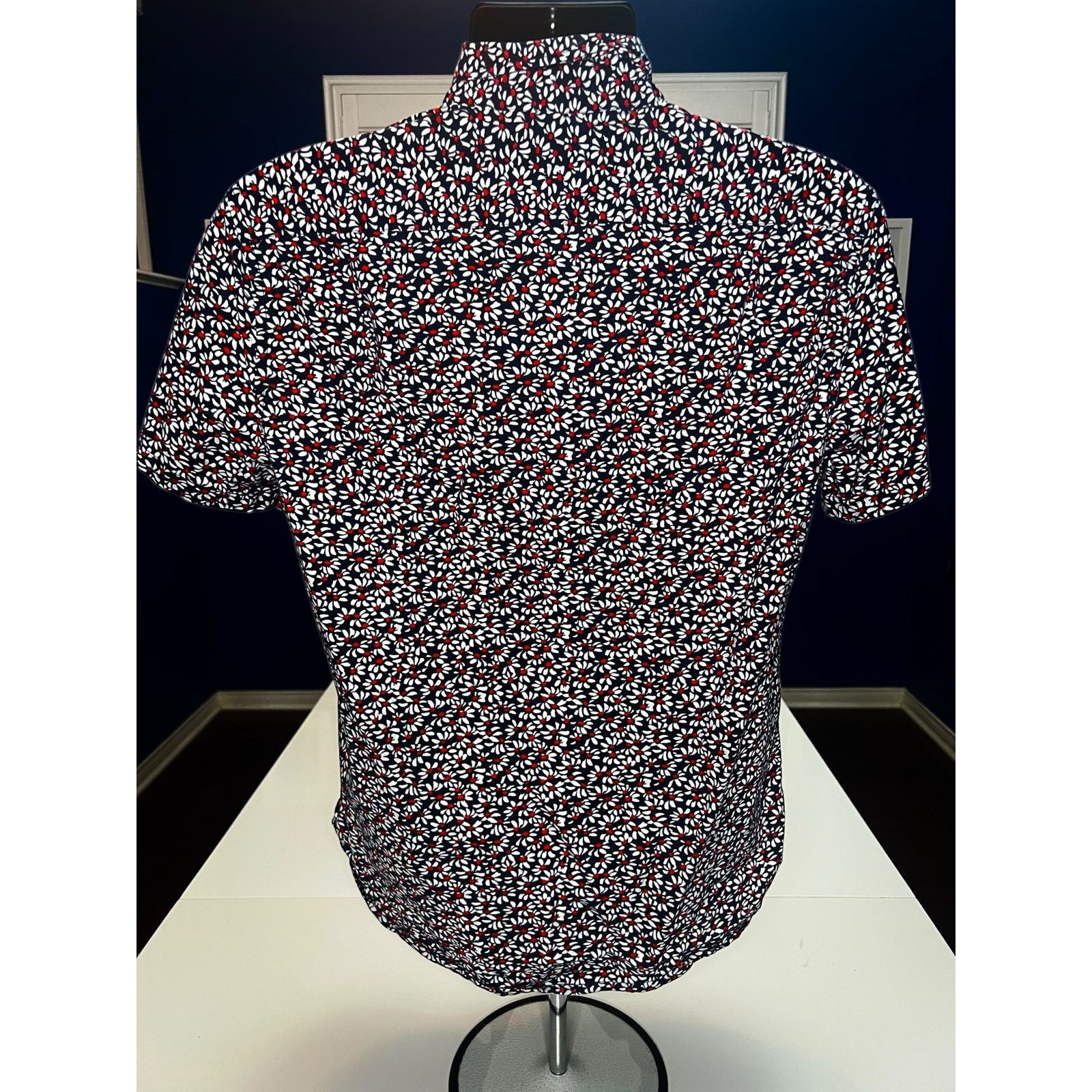 J.Crew J.Crew Men’s Short Sleeve Button-Up Shirt White Floral Print Size US M / EU 48-50 / 2 - 2 Thumbnail