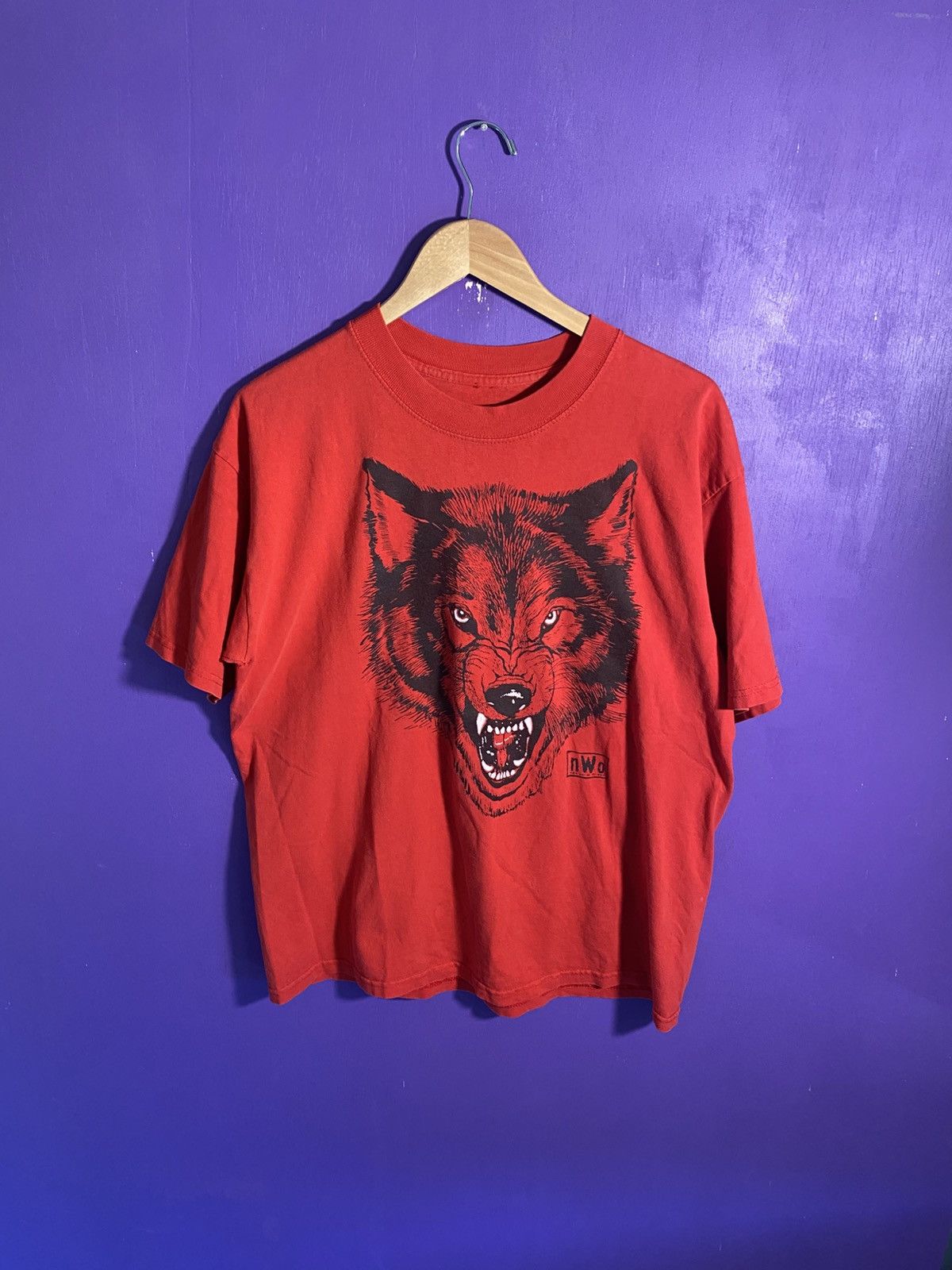 WCW/nWo Vintage 90s NWO wolf logo faded t-shirt Size US L / EU 52-54 / 3 - 1 Thumbnail