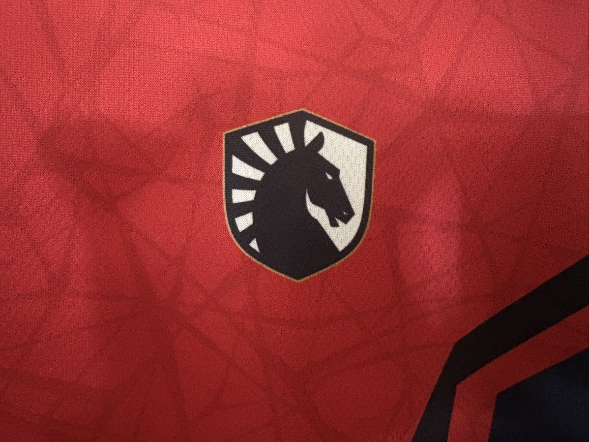Other MARVEL Team LIQUID Spiderman Spideypool eSports Jersey Size US L / EU 52-54 / 3 - 7 Thumbnail