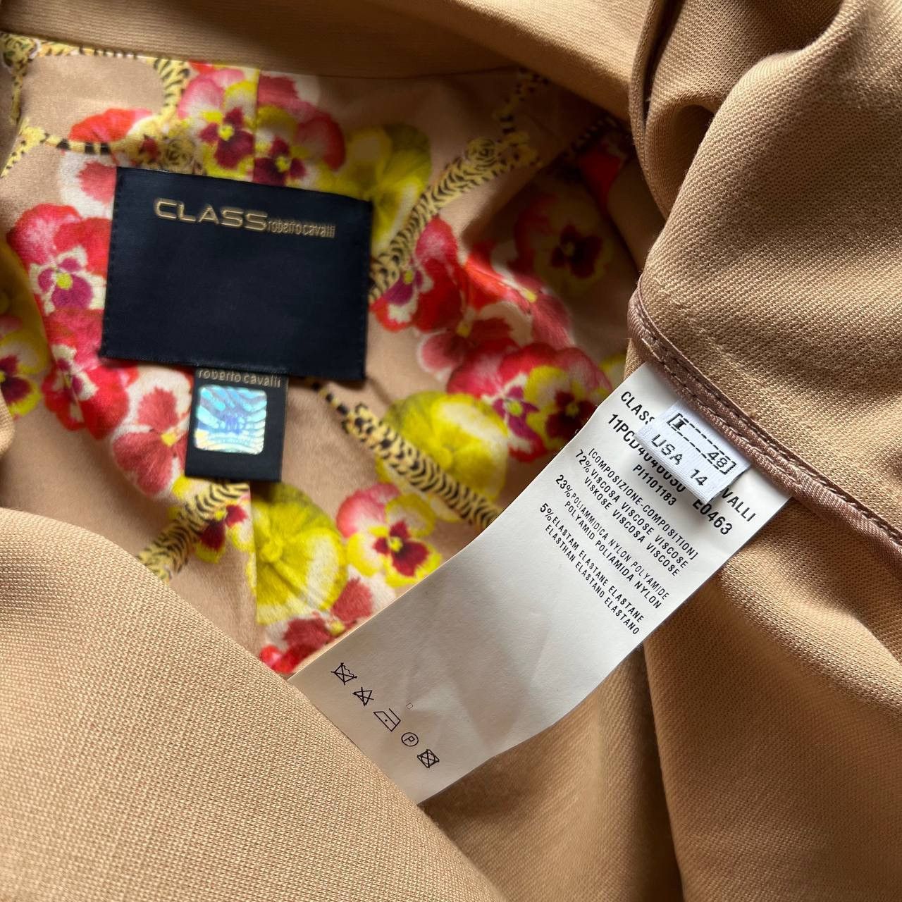 Roberto Cavalli Roberto Cavalli Class Beige Half Sleeve Blazer Jacket Size M / US 6-8 / IT 42-44 - 5 Thumbnail