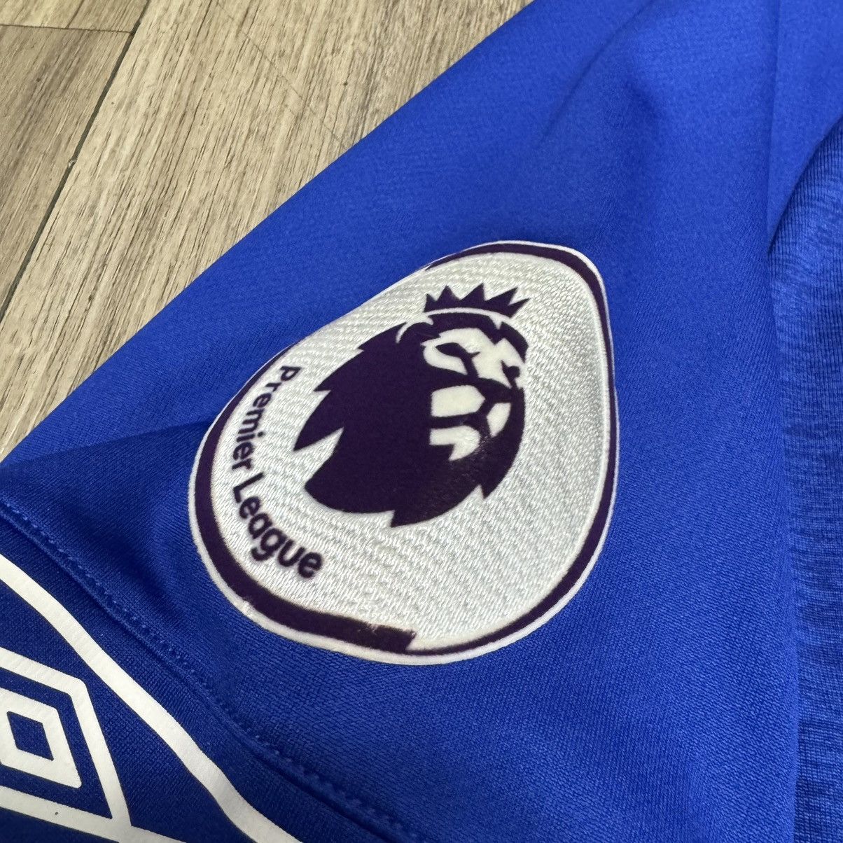 Umbro Everton 18/19 home shirt #30 Richarlison Size US XL / EU 56 / 4 - 7 Thumbnail