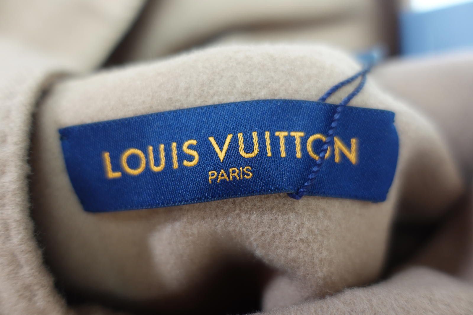 Louis Vuitton Louis Vuitton Double Face Hoodie in Brown Size US L / EU 52-54 / 3 - 10 Thumbnail