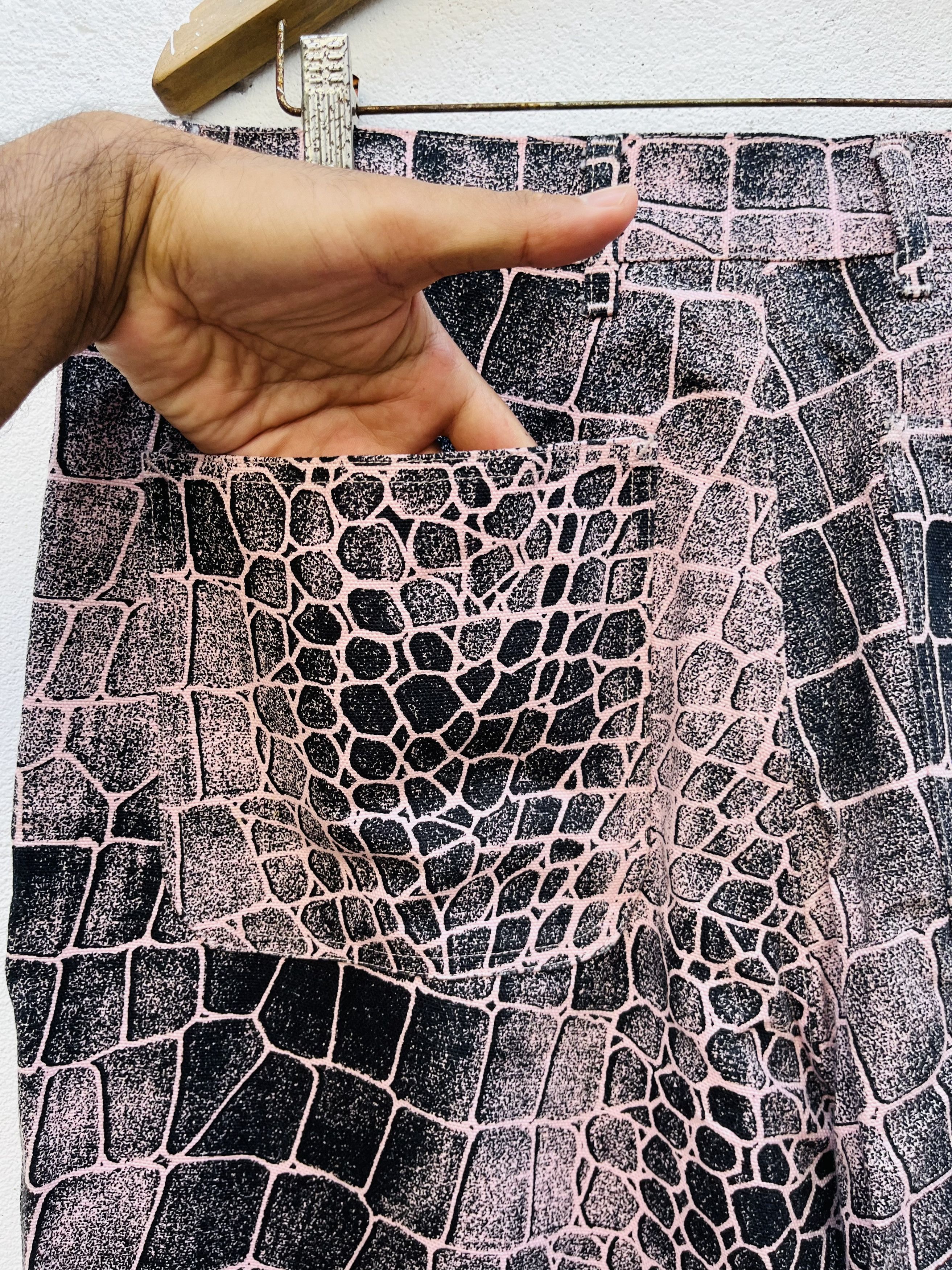 Japanese Brand Vintage SNS Snake Skin Design Hip Hop Fashion Style Size US 38 / EU 54 - 11 Thumbnail