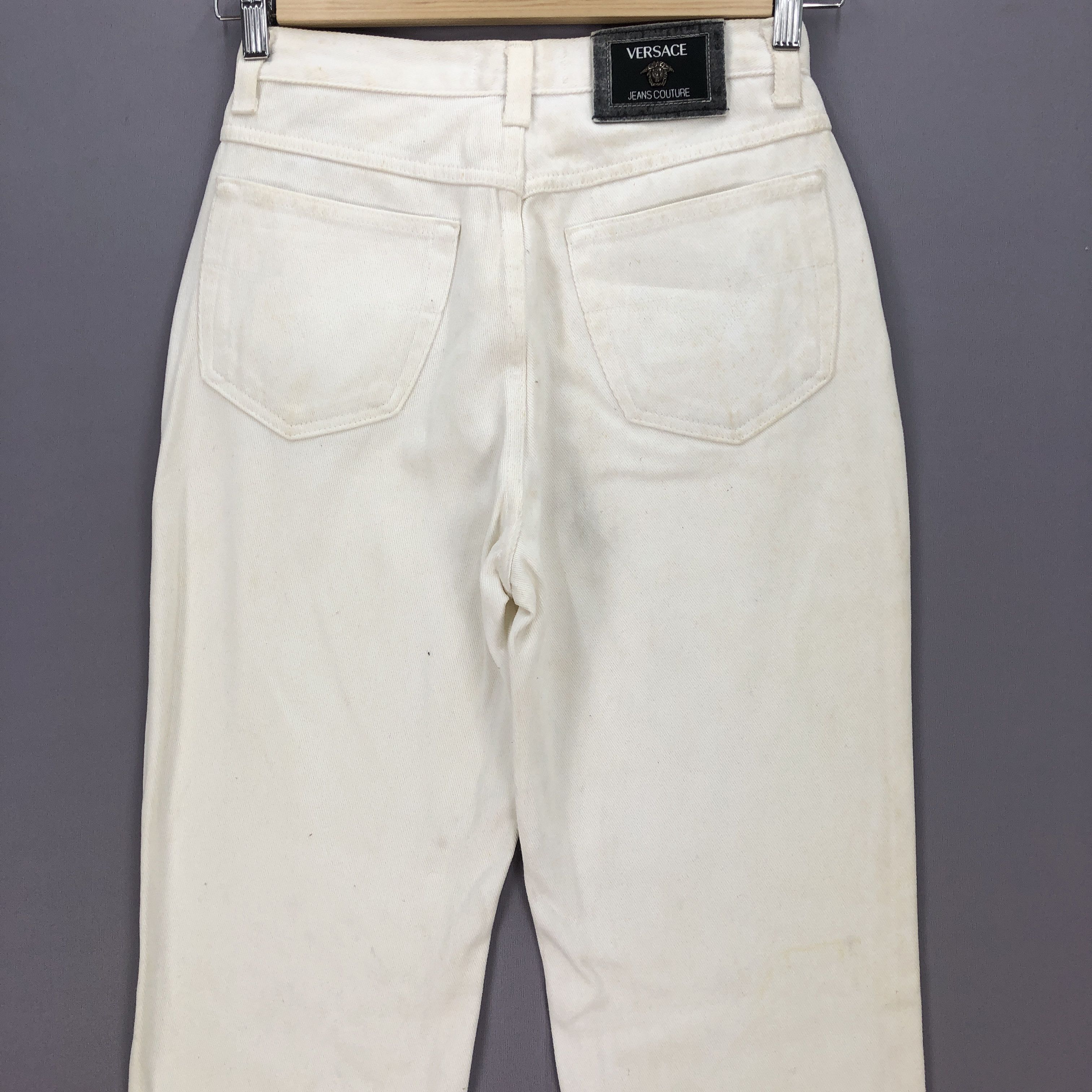 Versace Vintage Versace White Jeans Versace Couture Medusa Denim Size 26" / US 2 / IT 38 - 4 Thumbnail