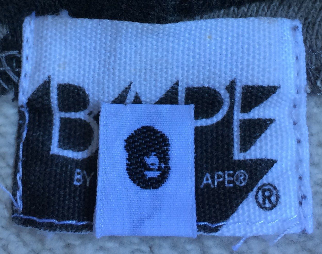 Bape F/W 2006 Bathing Ape Snow Camo Shark Hoodie Size US L / EU 52-54 / 3 - 8 Thumbnail