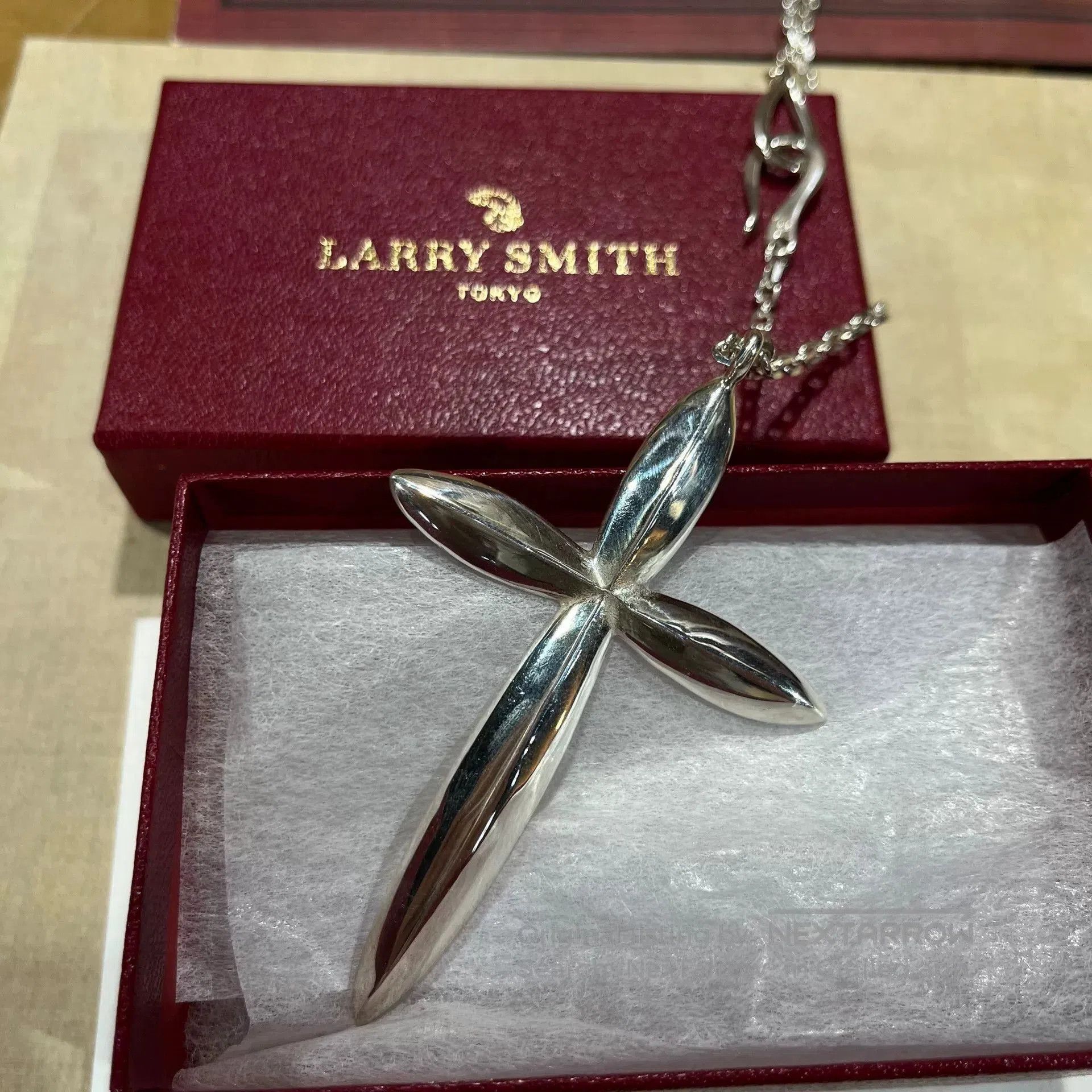 Larry Smith Larry Smith Cross Pendant Necklace Japan. Size ONE SIZE - 4 Thumbnail