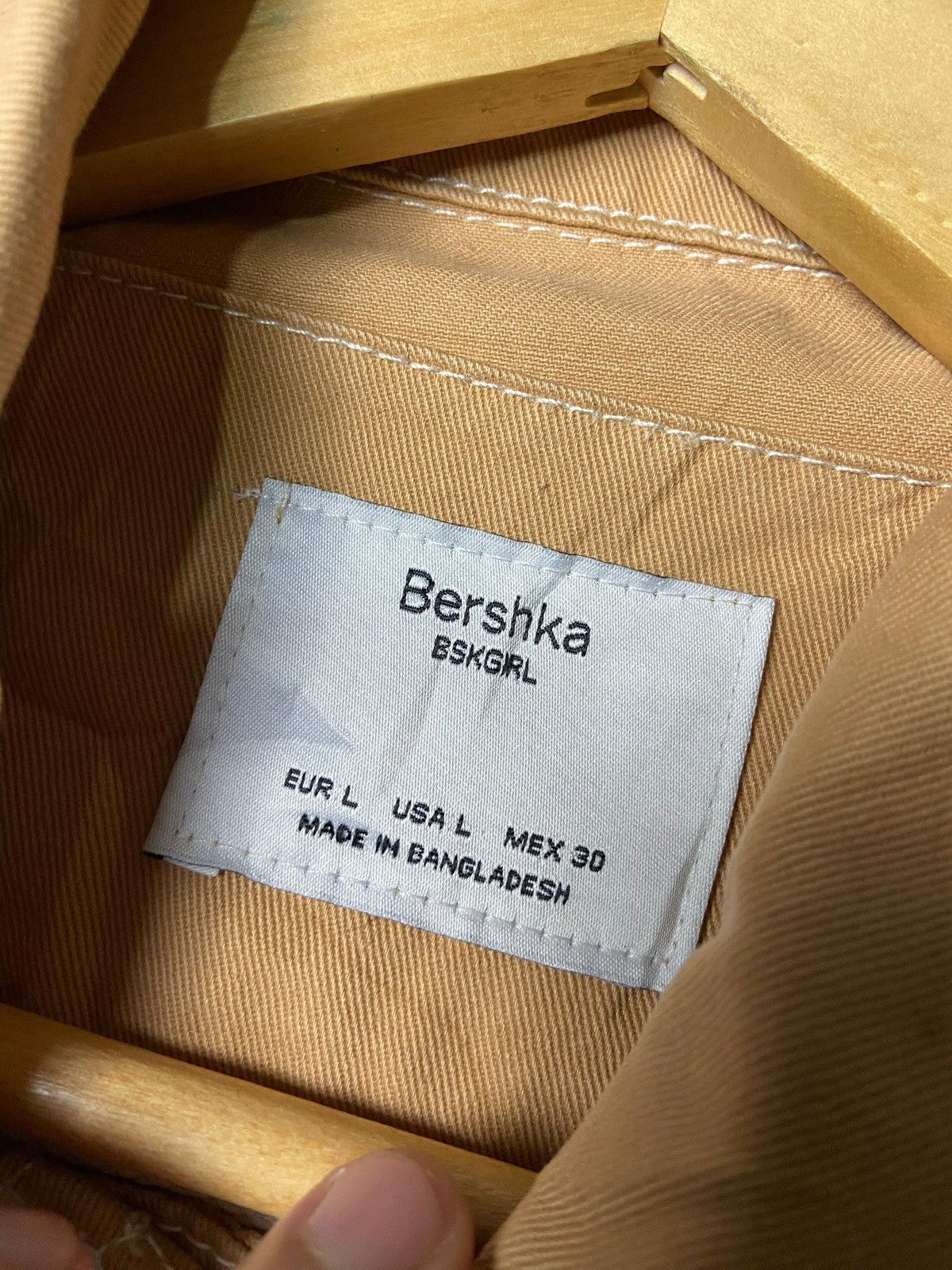 Bershka BSKGIRL Bershka Slogan Overshirt Jacket (169) Size L / US 10 / IT 46 - 7 Thumbnail