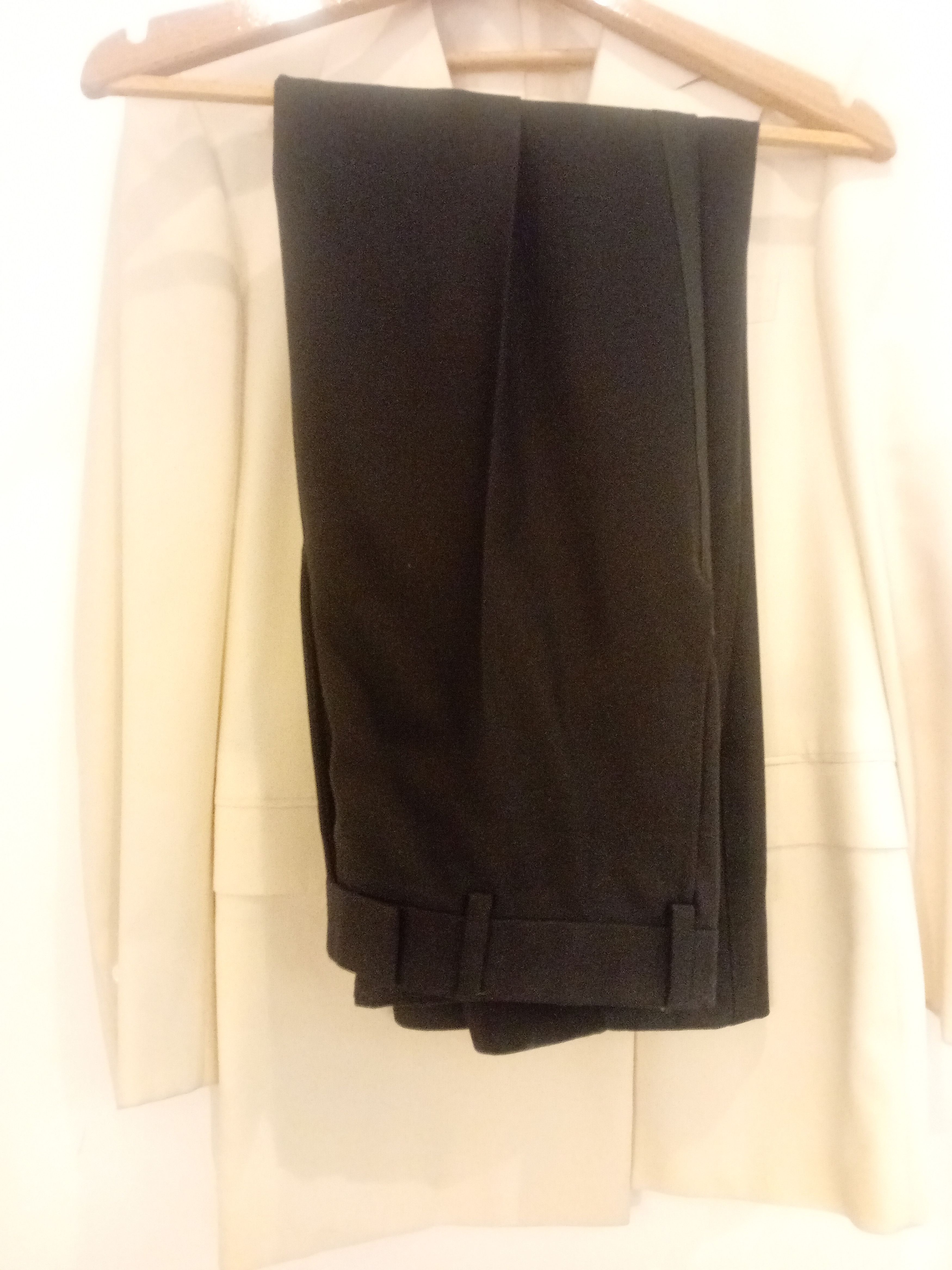 Brioni **SOLD** Brioni Ivory Double-Breasted Tuxedo Size 40R - 8 Thumbnail