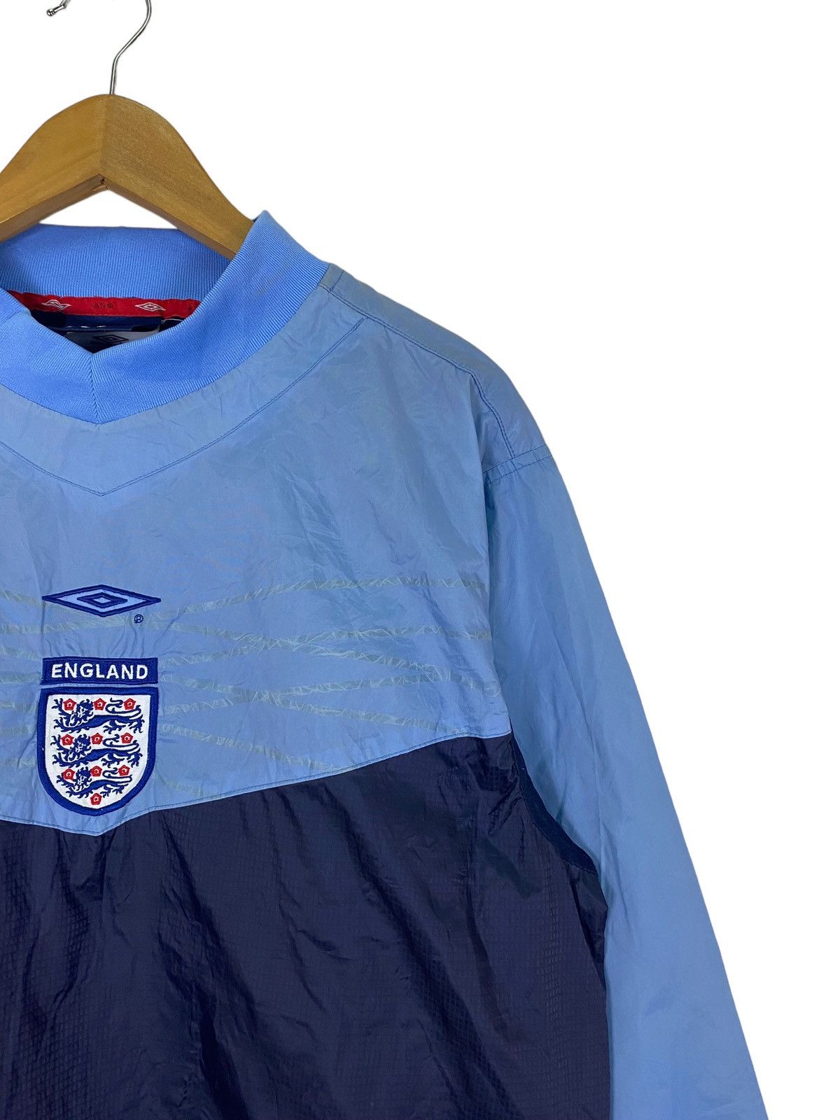 Umbro Early 2000s England Premier Training Jersey by Umbro Size US M / EU 48-50 / 2 - 5 Thumbnail