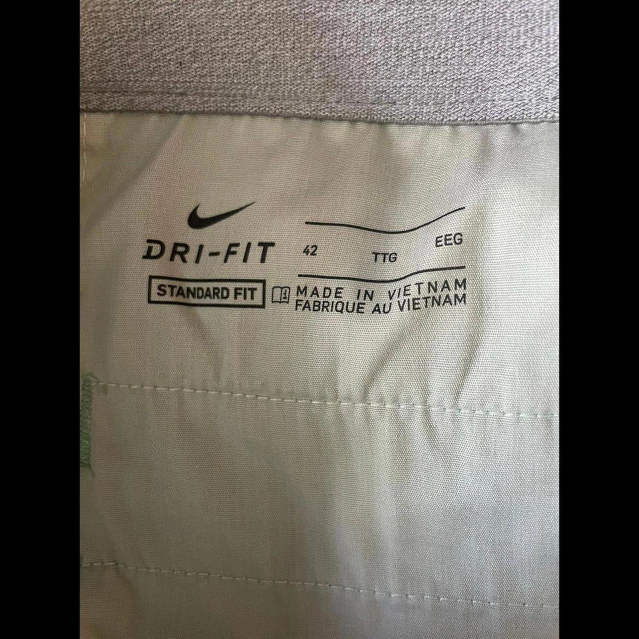 Nike Mens Nike Da4139 316 Golf Shorts Size US 42 / EU 58 - 3 Thumbnail