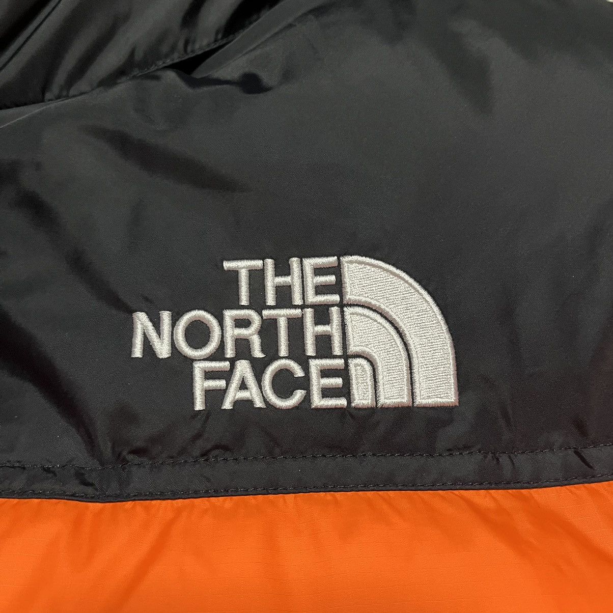 The North Face The North Face 1996 Retro Nuptse Size US XL / EU 56 / 4 - 6 Thumbnail