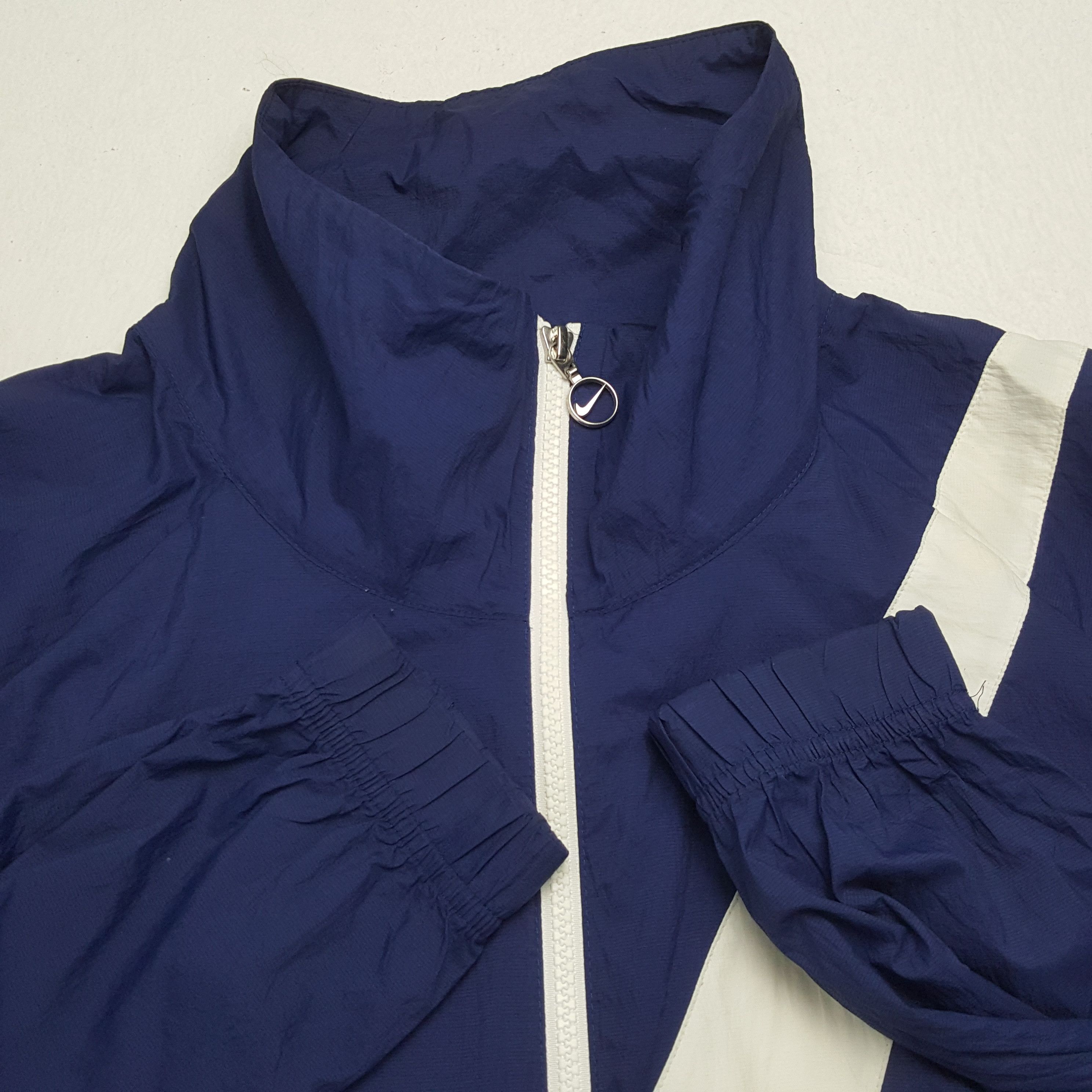 Nike × Vintage NIKE Big Logo Design Sportswear Style Windbreaker Jacket Size US XL / EU 56 / 4 - 9 Thumbnail