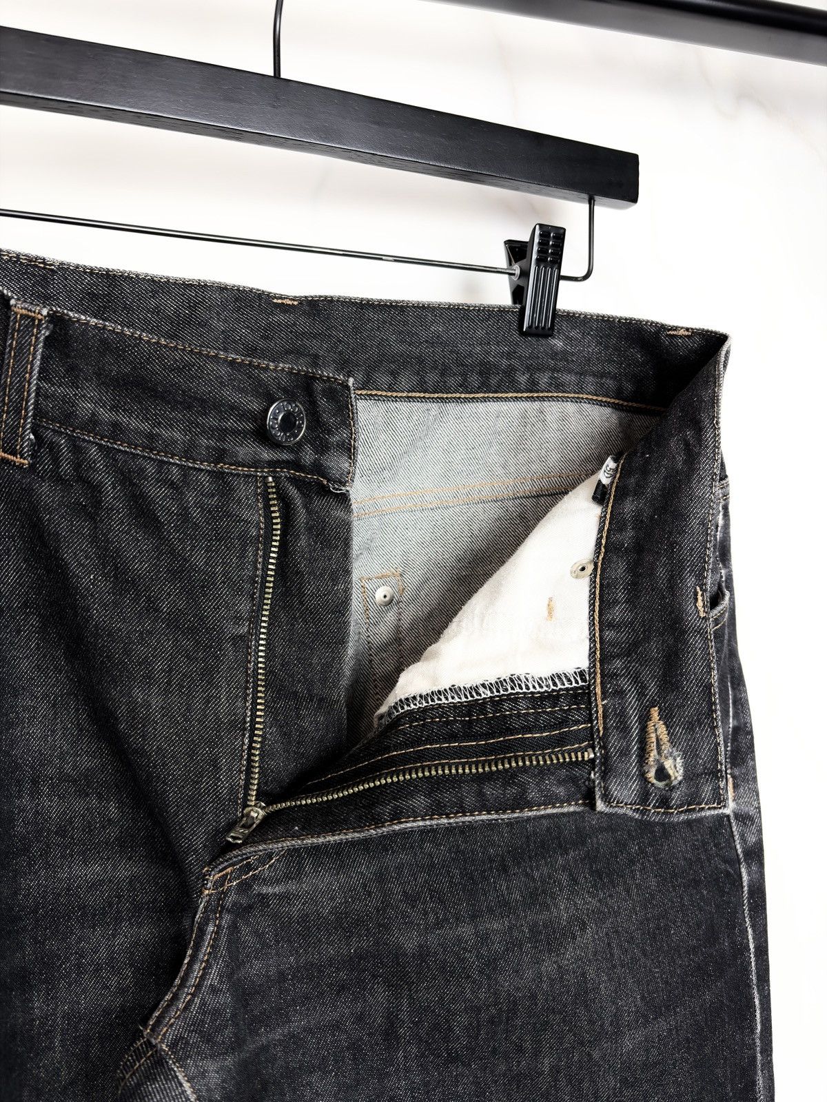 Gucci Gucci Tom Ford Vintage Leather Patch Raw Hem Denim Jeans Size US 32 / EU 48 - 7 Thumbnail