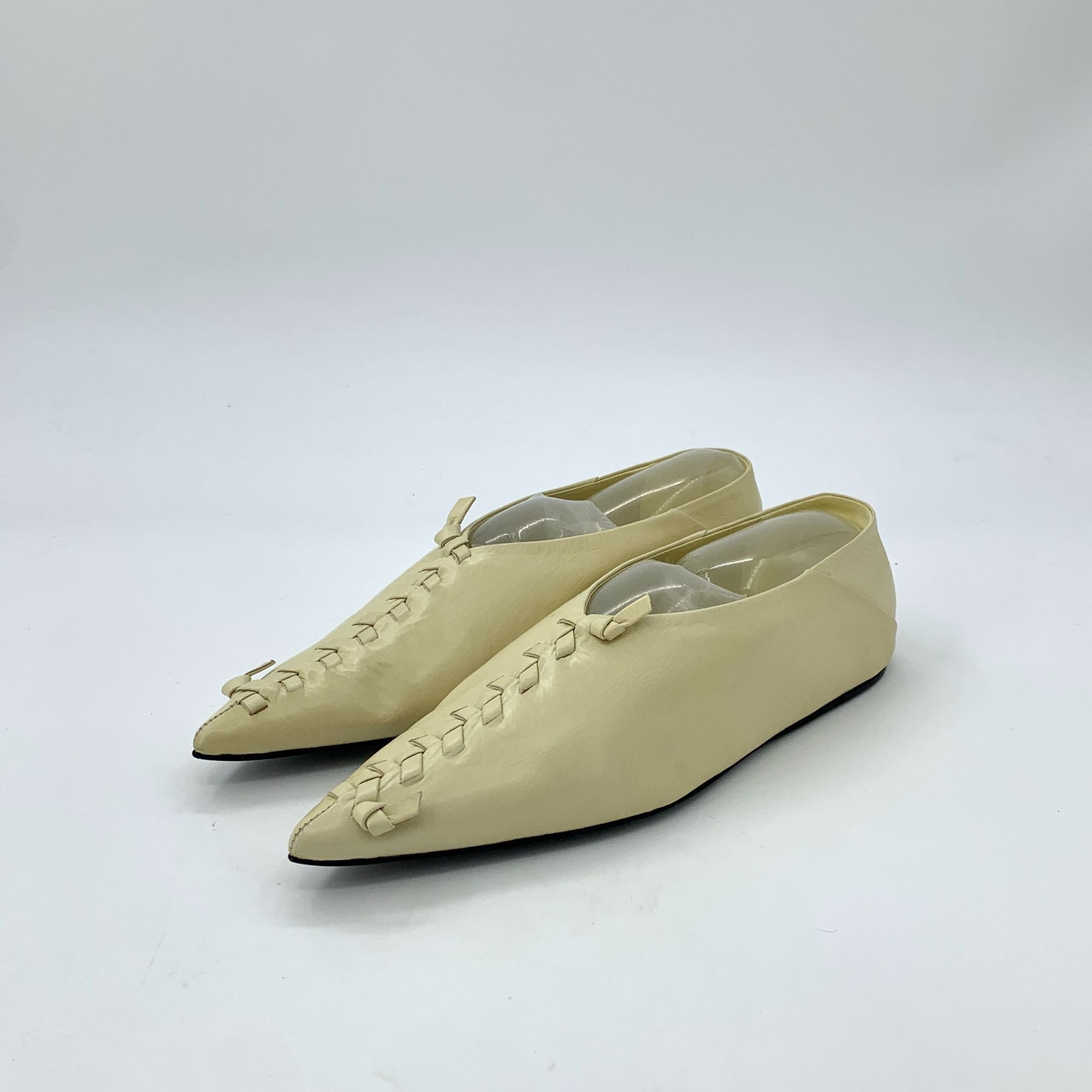 Jil Sander H14699 Jil Sander Beige Leather Pointed-Toe Loafers Size US 6 / IT 36 - 1 Thumbnail