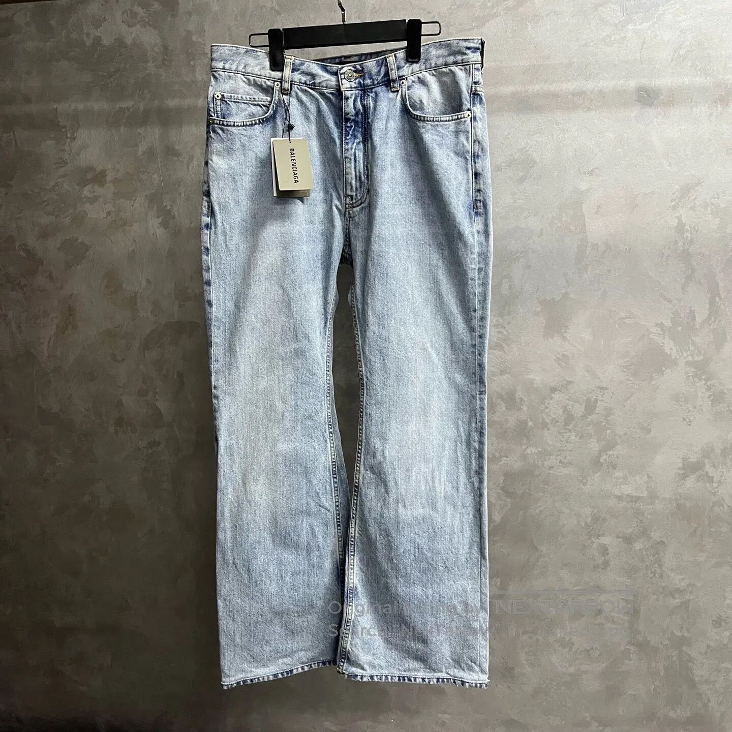 Balenciaga Balenciaga size s Light blue solid-colored zipper jeans| Size 26" / US 2 / IT 38 - 1 Thumbnail