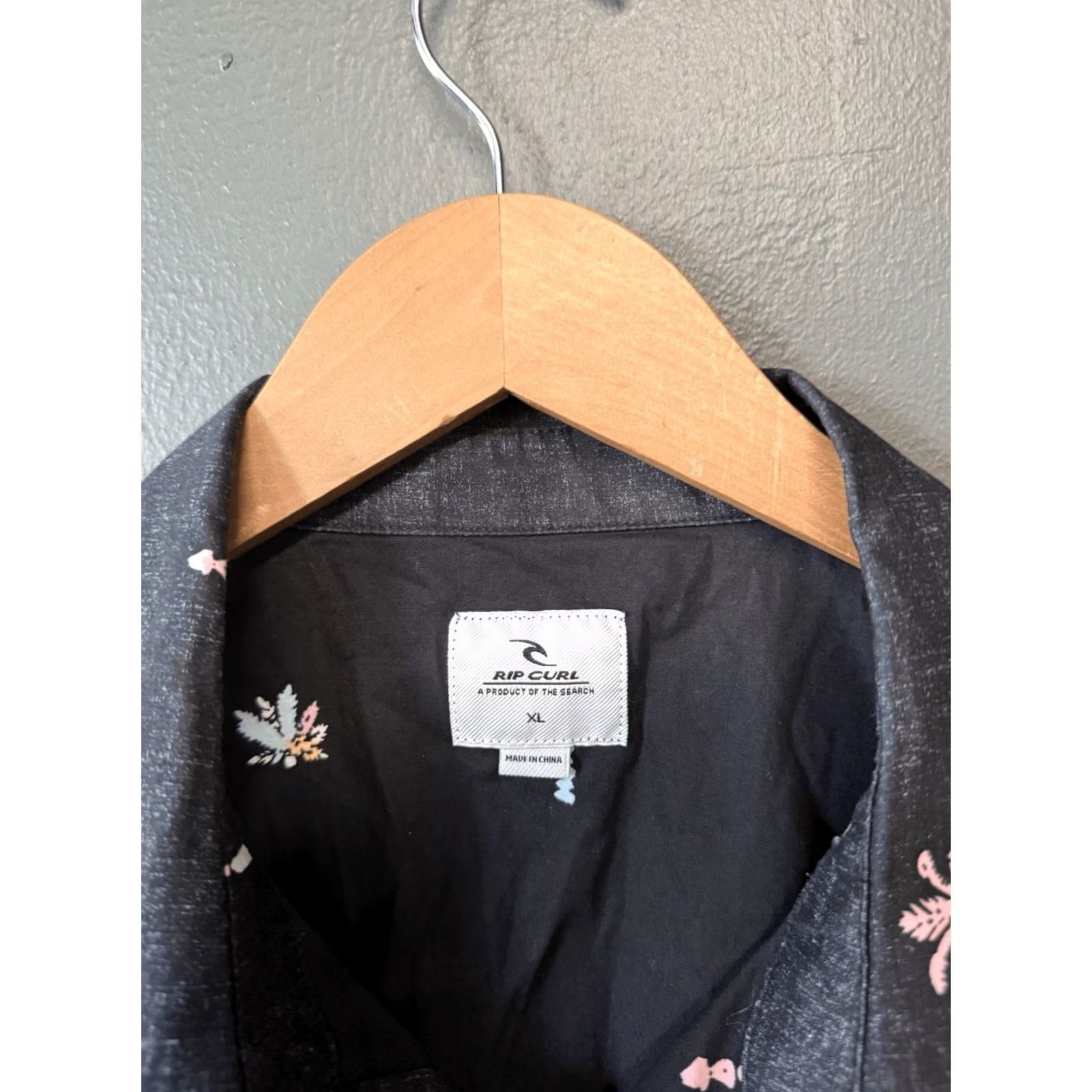 Rip Curl Rip Curl Womens Black Short Sleeve Palm Trees Button Up Shirt XL Medium? Size XL / US 12-14 / IT 48-50 - 3 Thumbnail